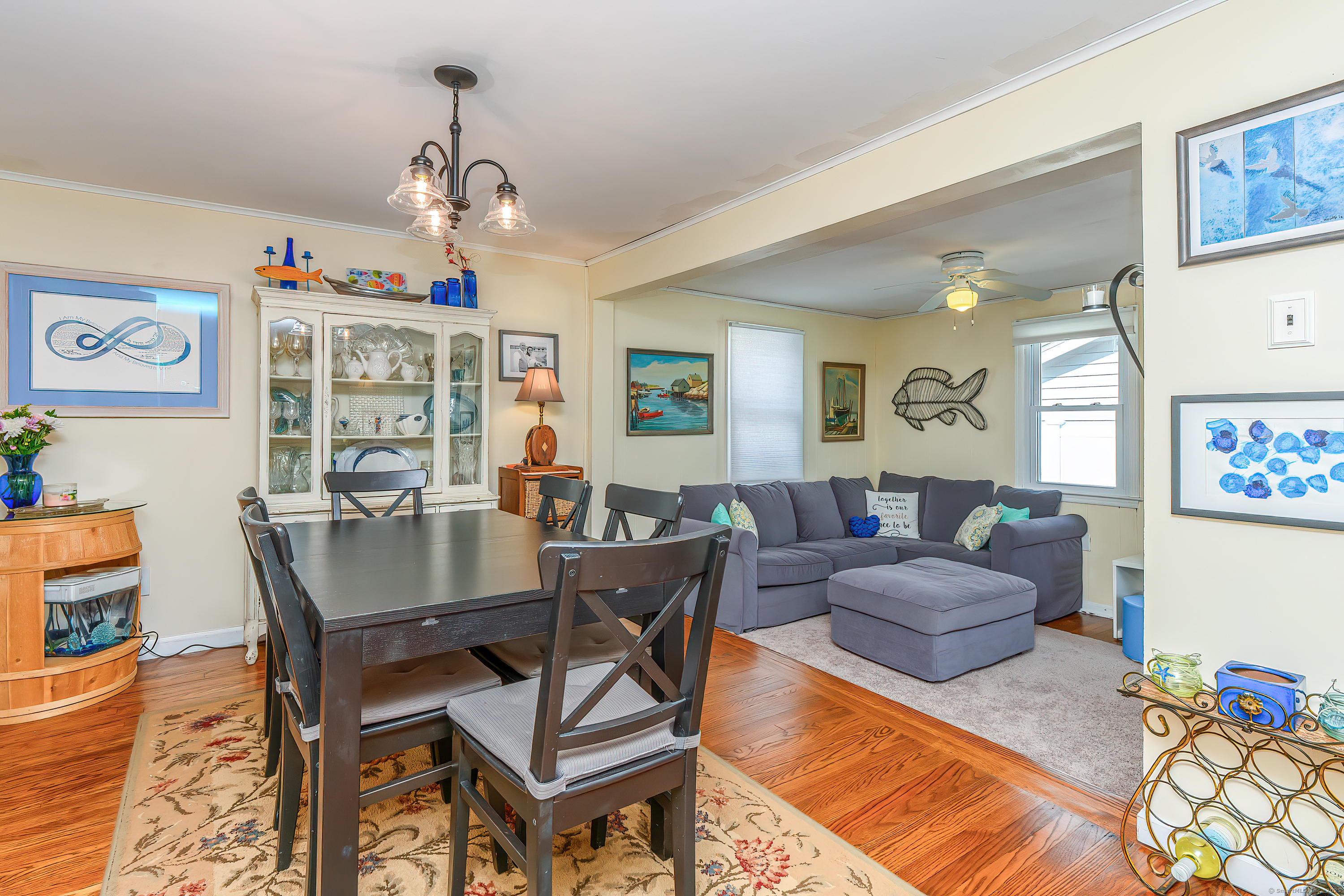 Milford, Connecticut, 06460, United States, 3 Bedrooms Bedrooms, ,2 BathroomsBathrooms,Residential,For Sale,1942157