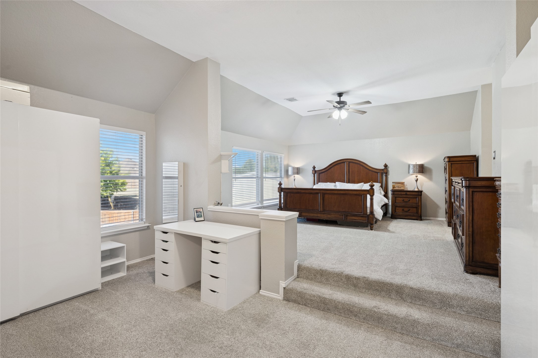 Keller, Texas, 76248, United States, 5 Bedrooms Bedrooms, ,3 BathroomsBathrooms,Residential,For Sale,1988935