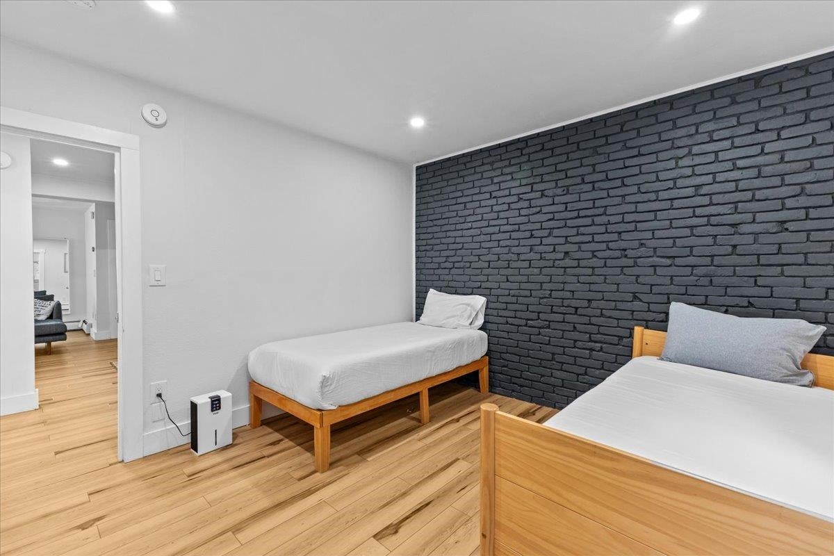 Stowe, Vermont, 05672, United States, 8 Bedrooms Bedrooms, ,5 BathroomsBathrooms,Residential,For Sale,1994933