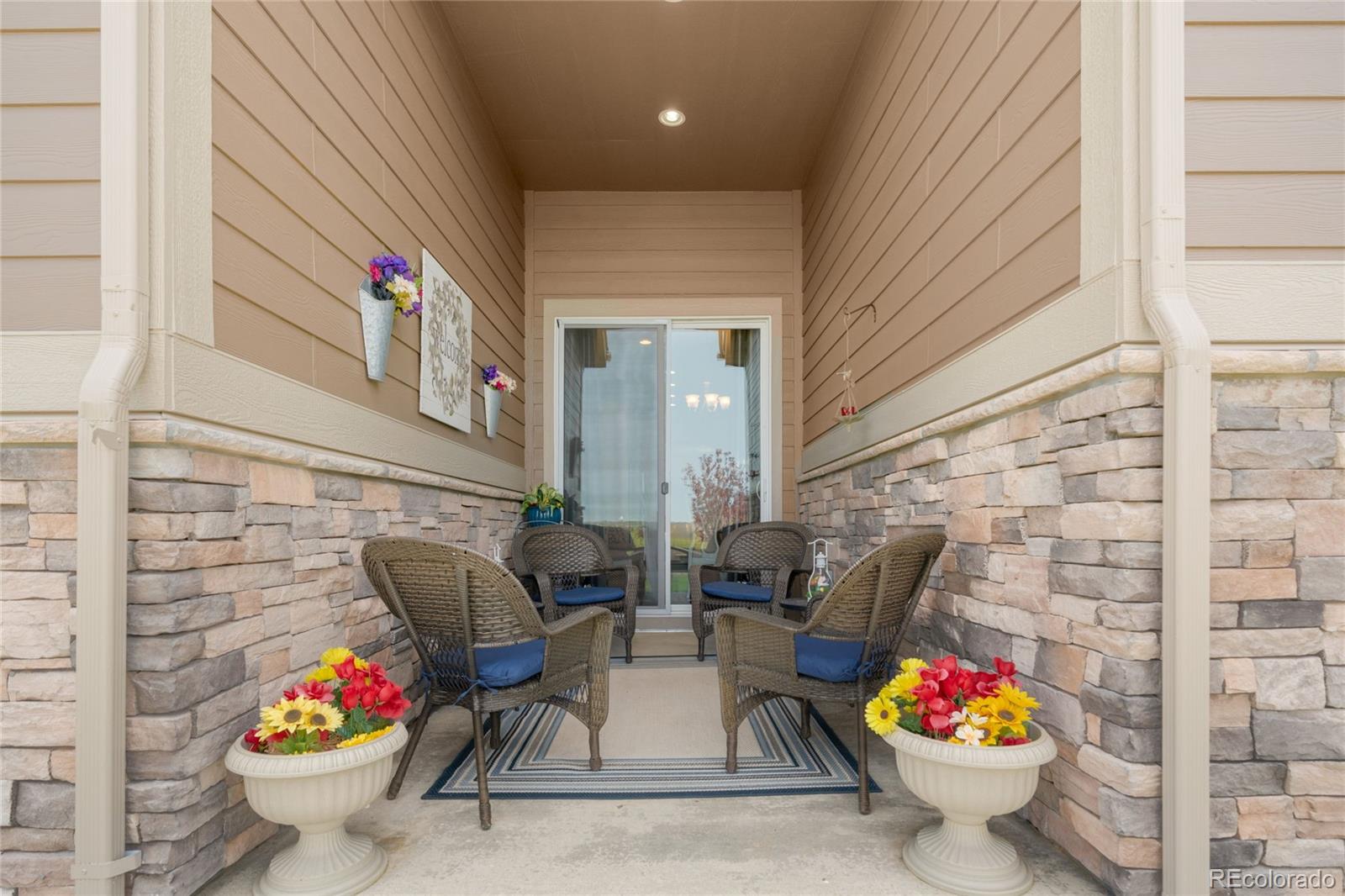 Aurora, Colorado, 80016, United States, 3 Bedrooms Bedrooms, ,3 BathroomsBathrooms,Residential,For Sale,1846672