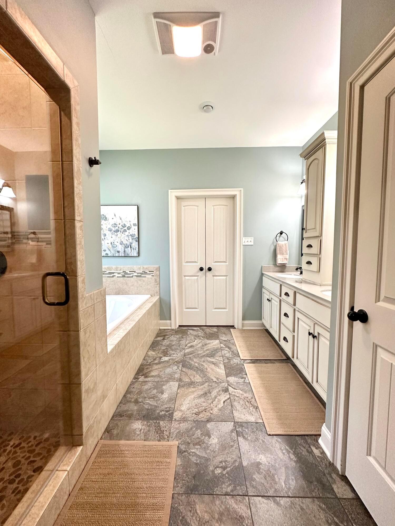 Mooreville, Mississippi, 38857, United States, 4 Bedrooms Bedrooms, ,3 BathroomsBathrooms,Residential,For Sale,1970025