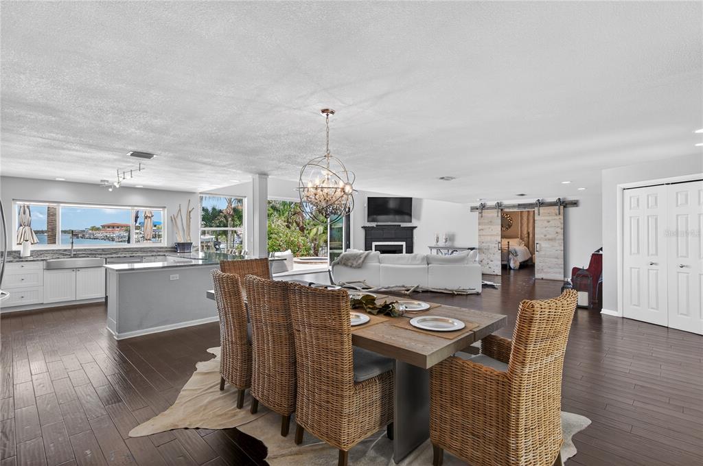 Clearwater Beach, Florida, 33767, United States, 4 Bedrooms Bedrooms, ,3 BathroomsBathrooms,Residential,For Sale,1849731