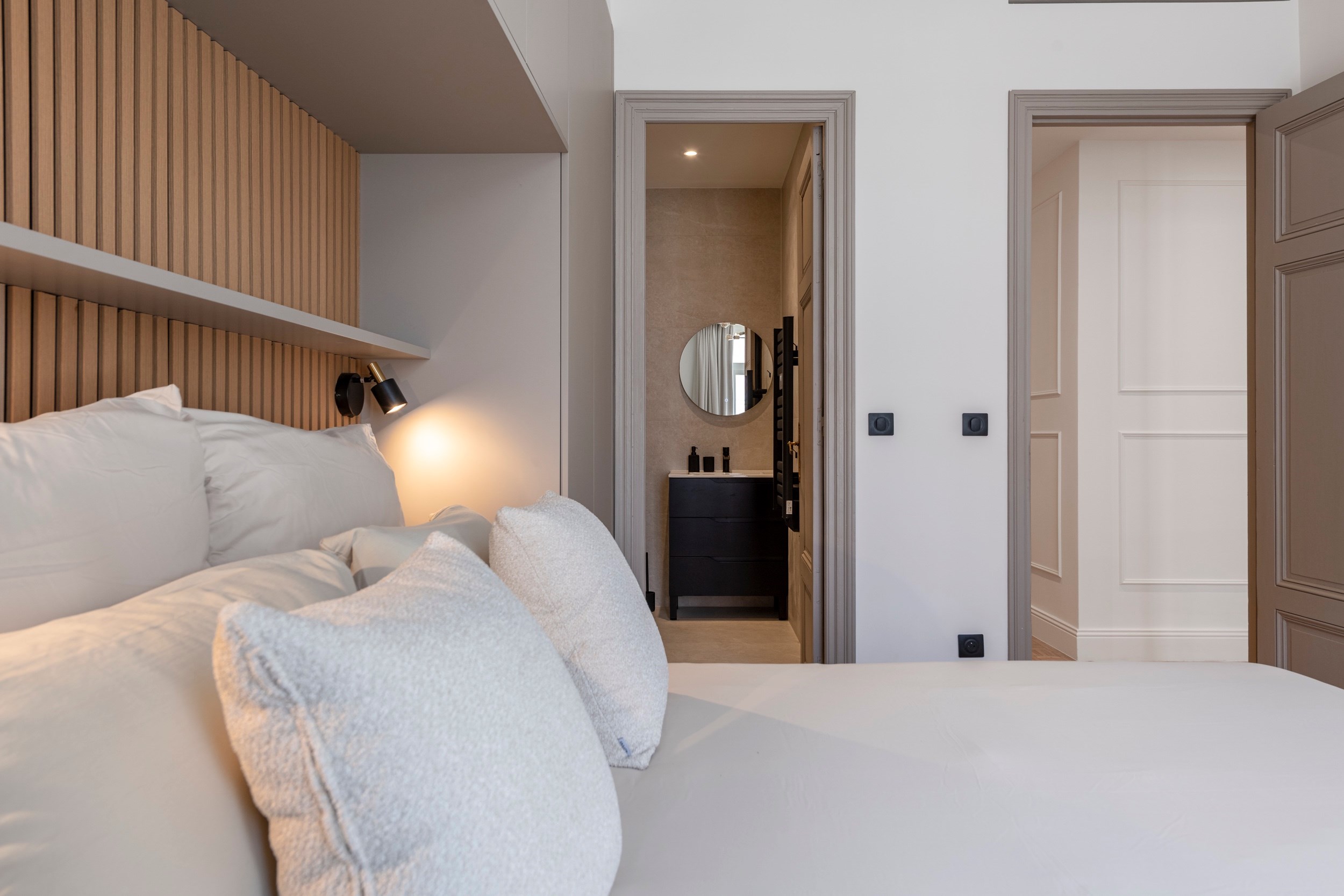  Negresco Residence, Luxuriously renovated two bedroom apartment. - 物件實景