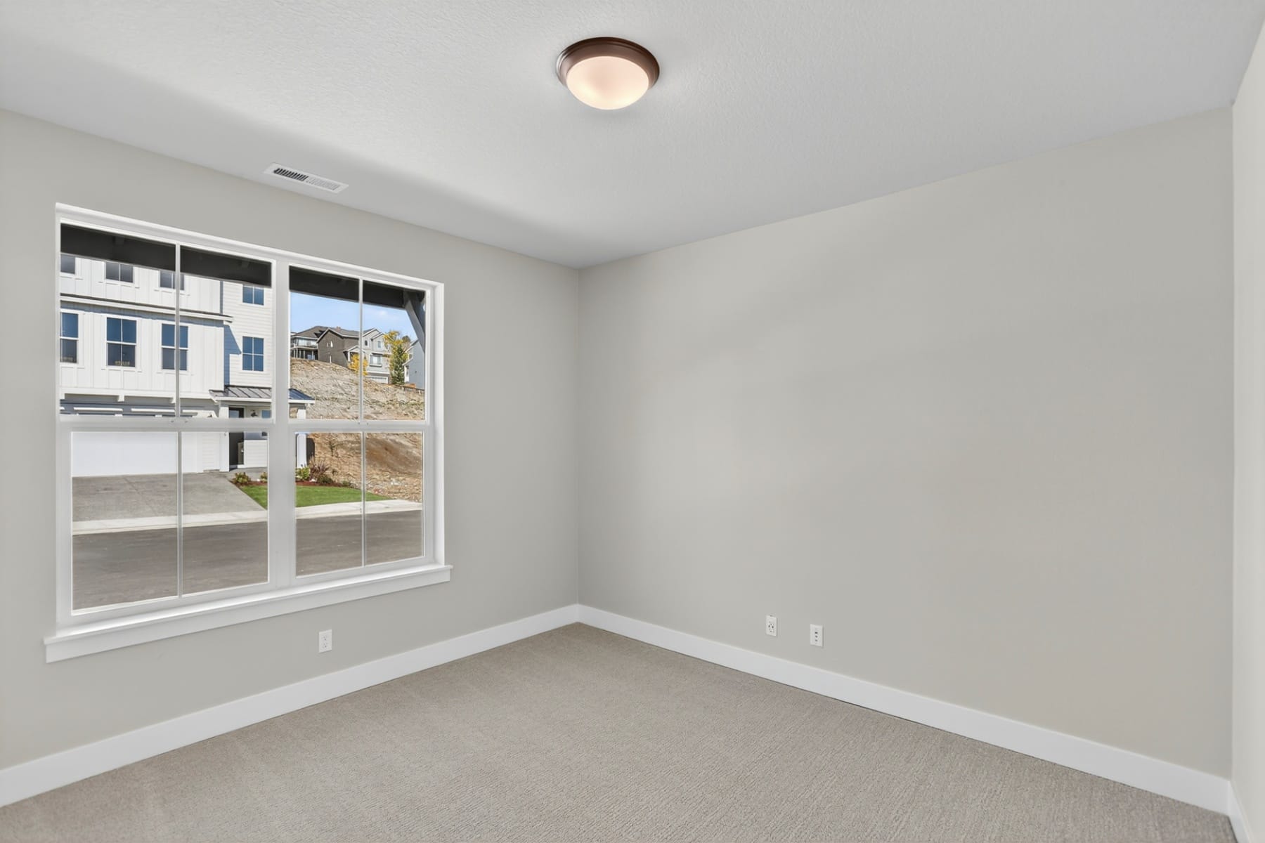  12188 SW Autumnview ST Tigard, OR 97224 - 物件實景