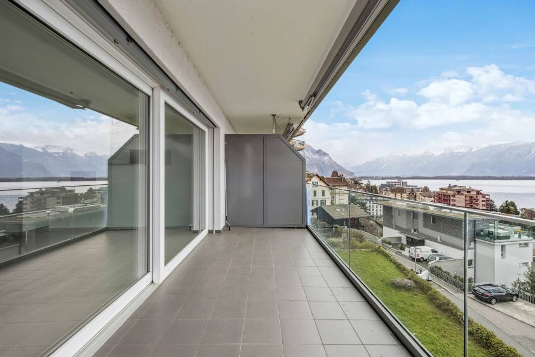  2-bedroom apartment with lake view and excellent location. - 物件實景