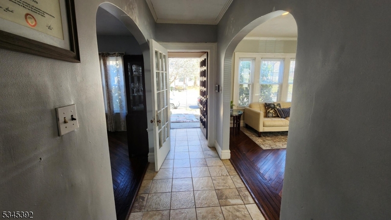 Newark City, New Jersey, 07112, United States, 4 Bedrooms Bedrooms, ,3 BathroomsBathrooms,Residential,For Sale,1804367