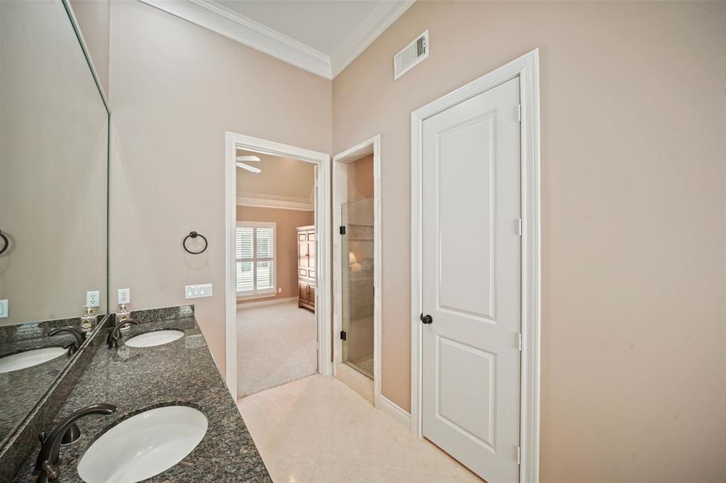 Houston, Texas, 77025, United States, 3 Bedrooms Bedrooms, ,4 BathroomsBathrooms,Residential,For Sale,1874785