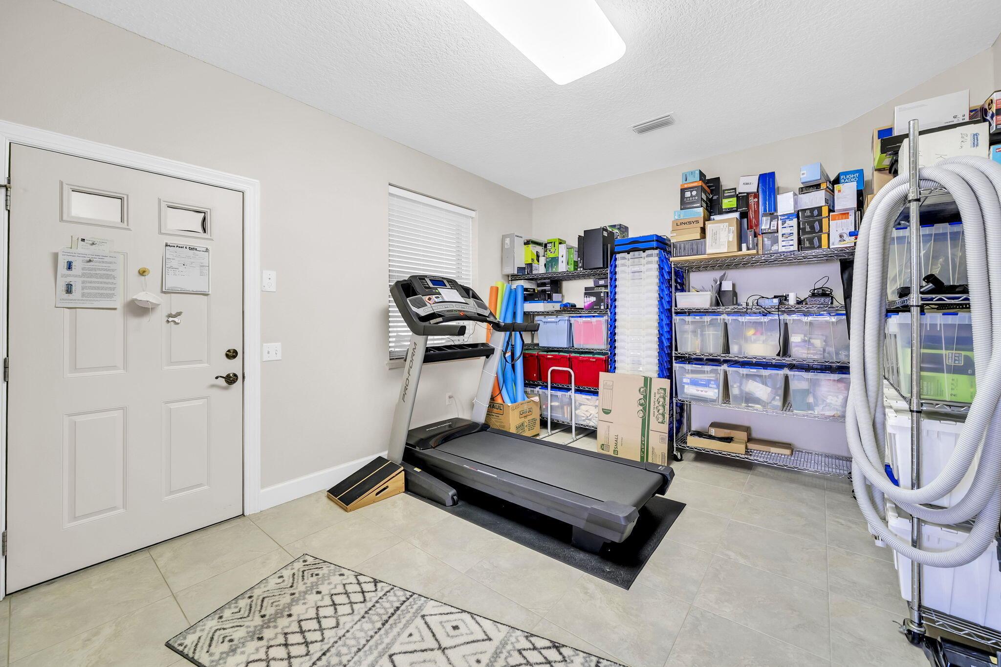 Fort Walton Beach, Florida, 32547, United States, 4 Bedrooms Bedrooms, ,4 BathroomsBathrooms,Residential,For Sale,2008970