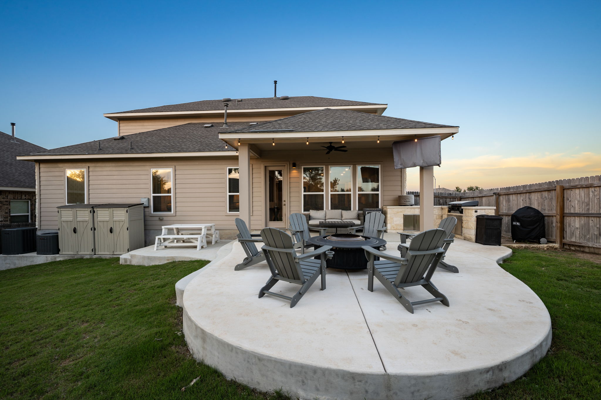  Stylish Living in Sought-After Community - 物件實景