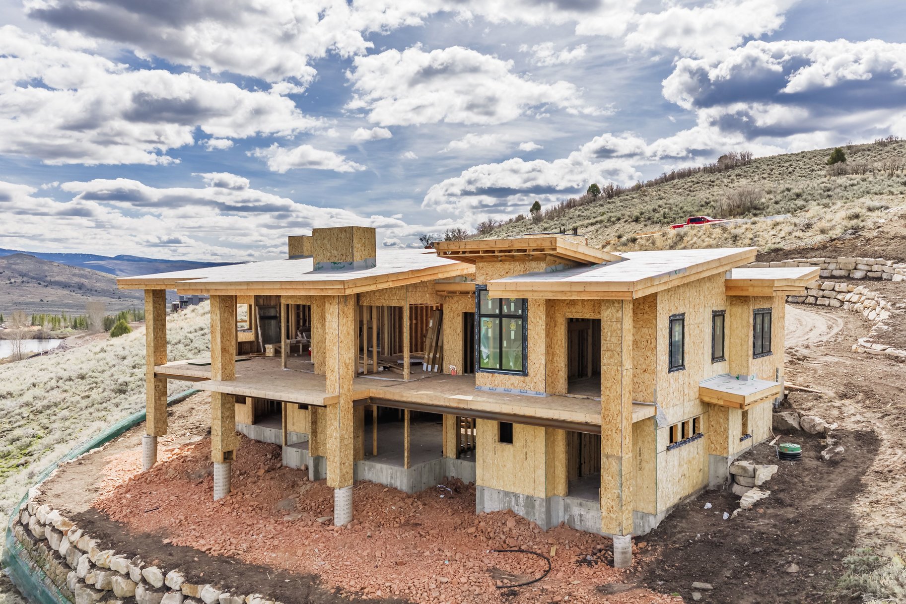  New Luxury Home on Tuhaye