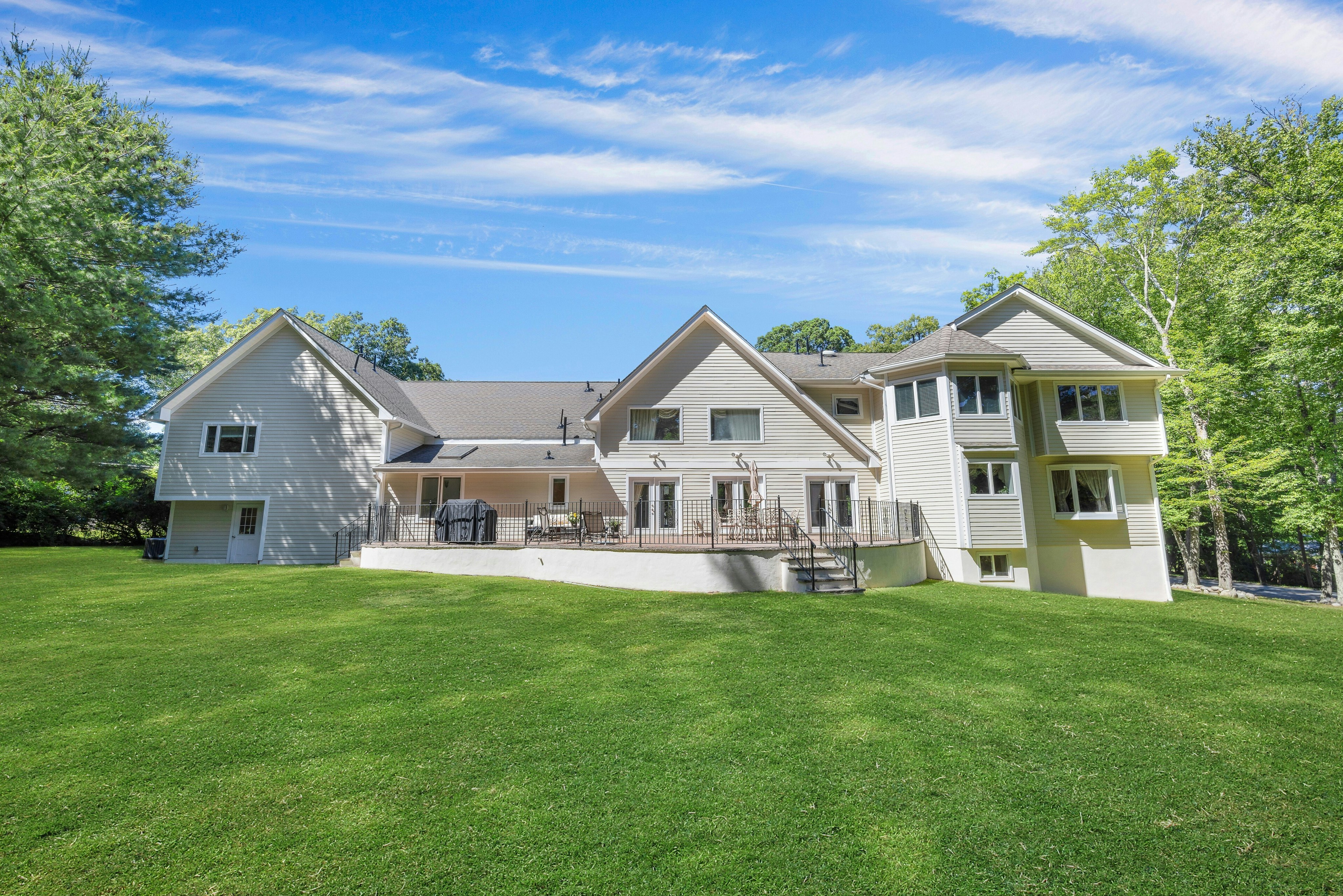  252 Mabel Place, Franklin Lakes, NJ 07417 - 物件實景
