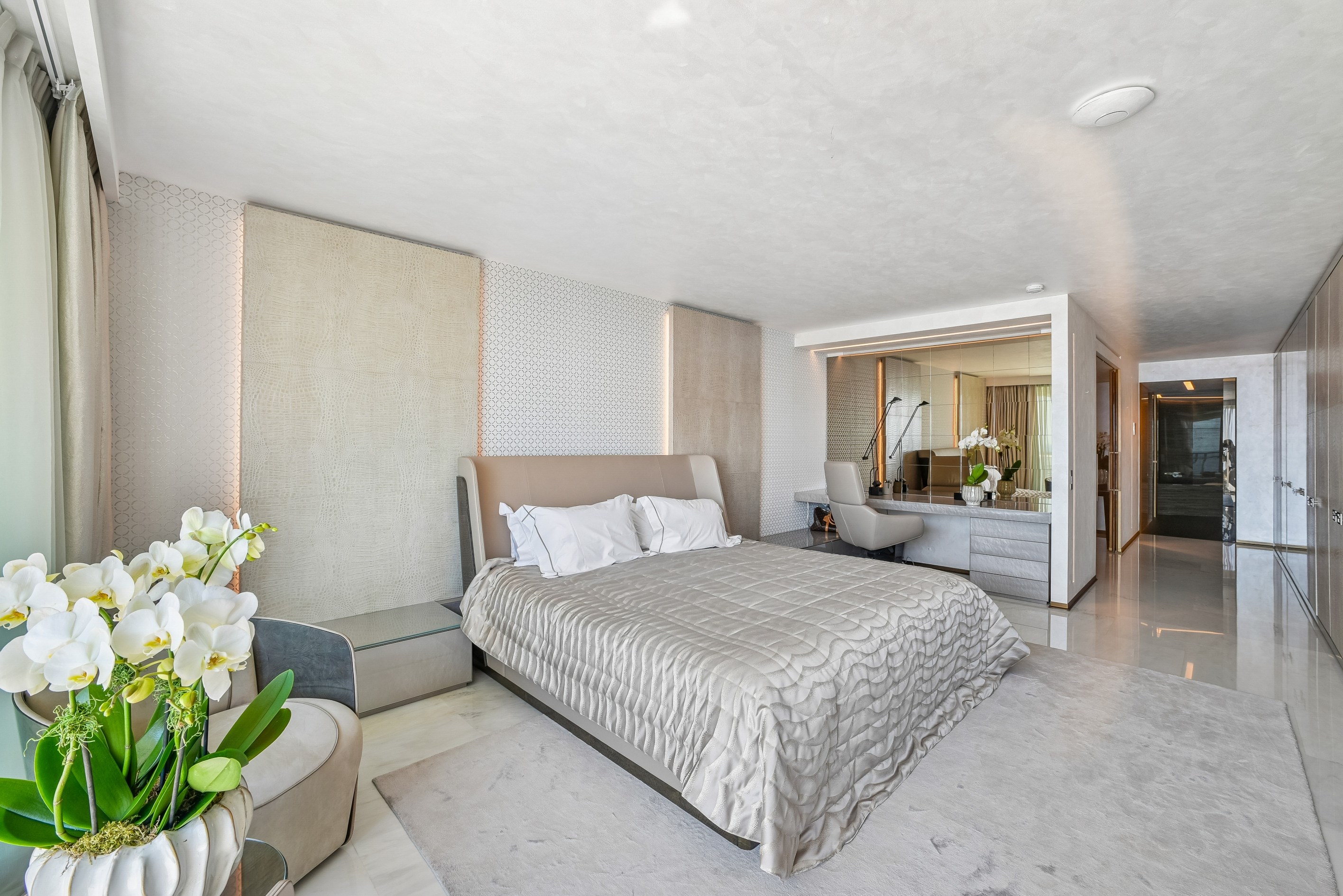 Monte-Carlo Star – Magnificent 4-room duplex with sea view – Carré d