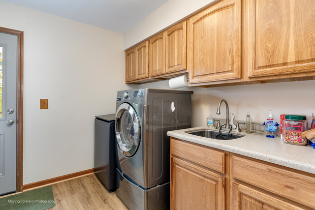 Algonquin, Illinois, 60102, United States, 4 Bedrooms Bedrooms, ,Residential,For Sale,1978319