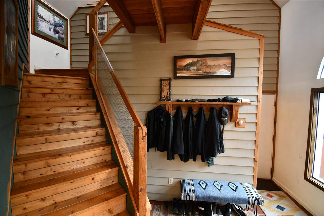 Charlevoix, Michigan, 49720, United States, 4 Bedrooms Bedrooms, ,3 BathroomsBathrooms,Residential,For Sale,1995893