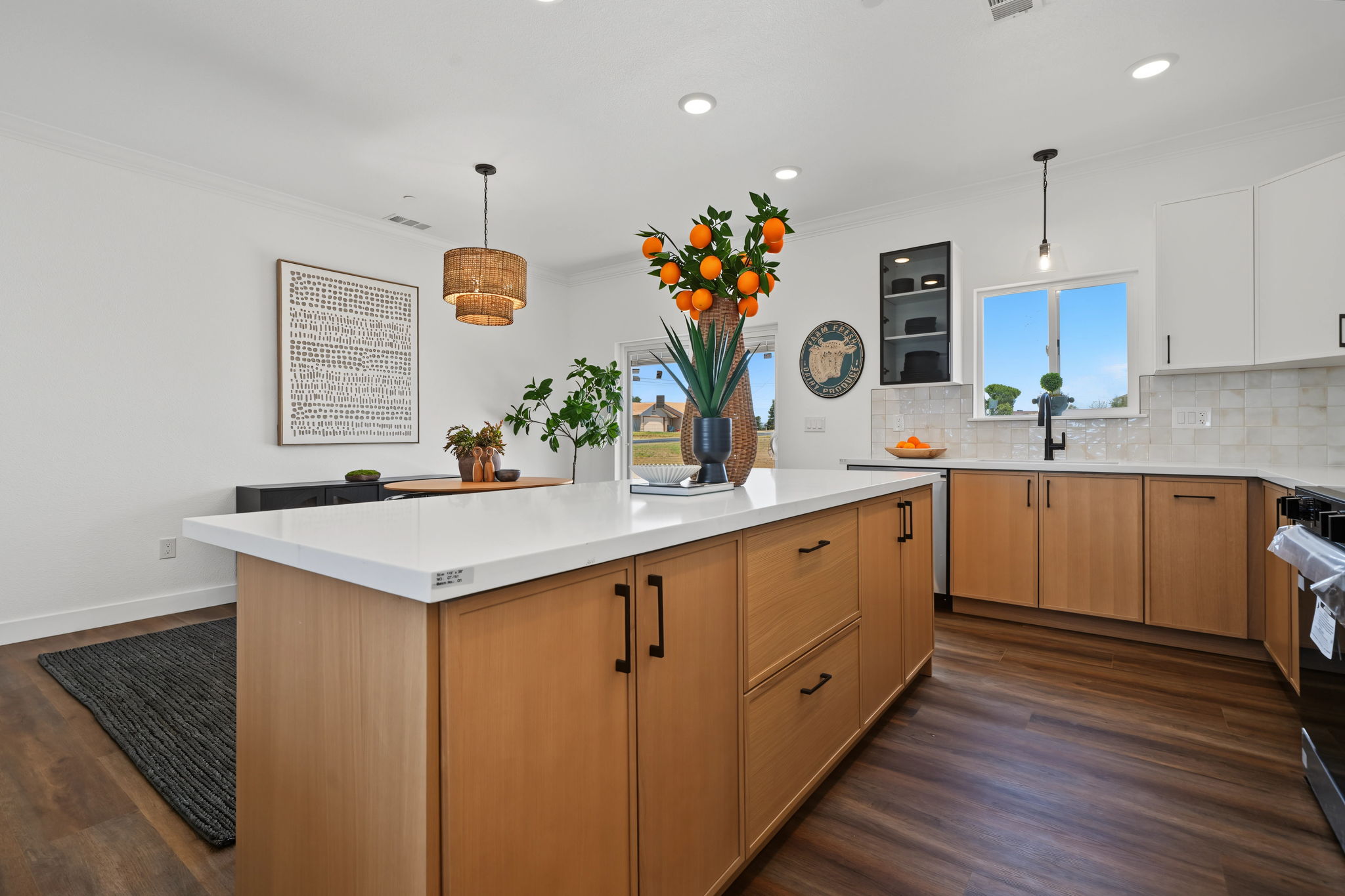  1916 Village Drive, Ione, CA 95640 - 物件實景