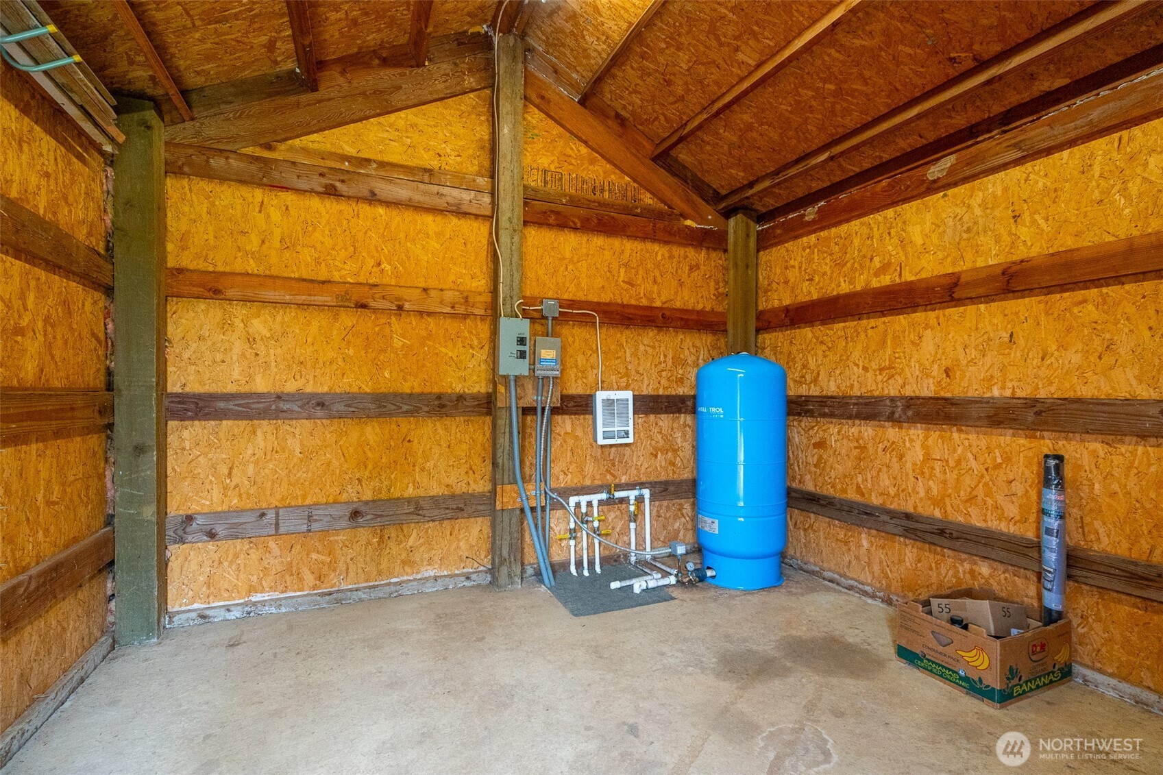 Winlock, Washington, 98596, United States, 3 Bedrooms Bedrooms, ,2 BathroomsBathrooms,Residential,For Sale,2015352