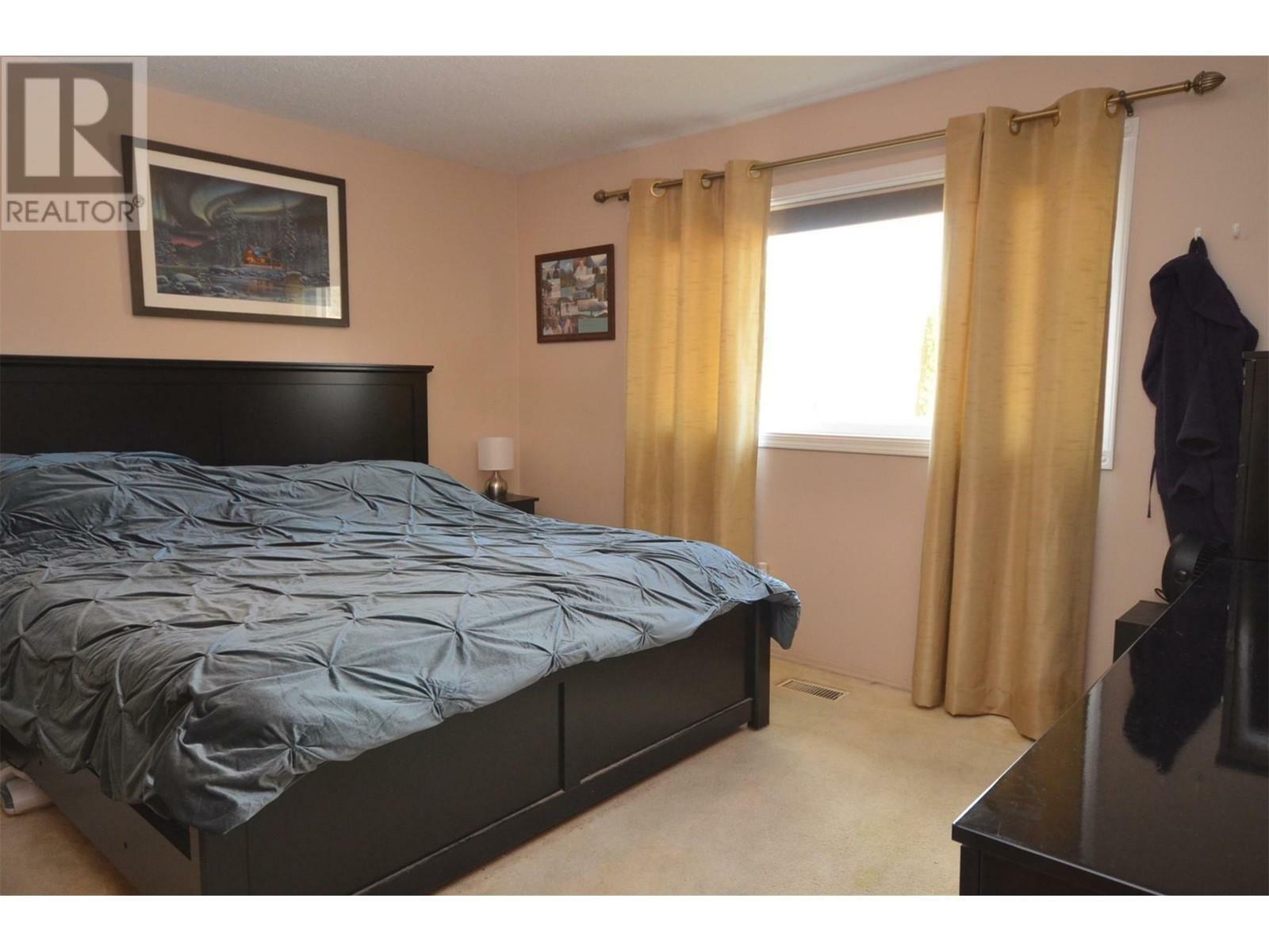 VERNON, British Columbia, V1T 8N5, CA, 3 Bedrooms Bedrooms, ,2 BathroomsBathrooms,Residential,For Sale,1838513