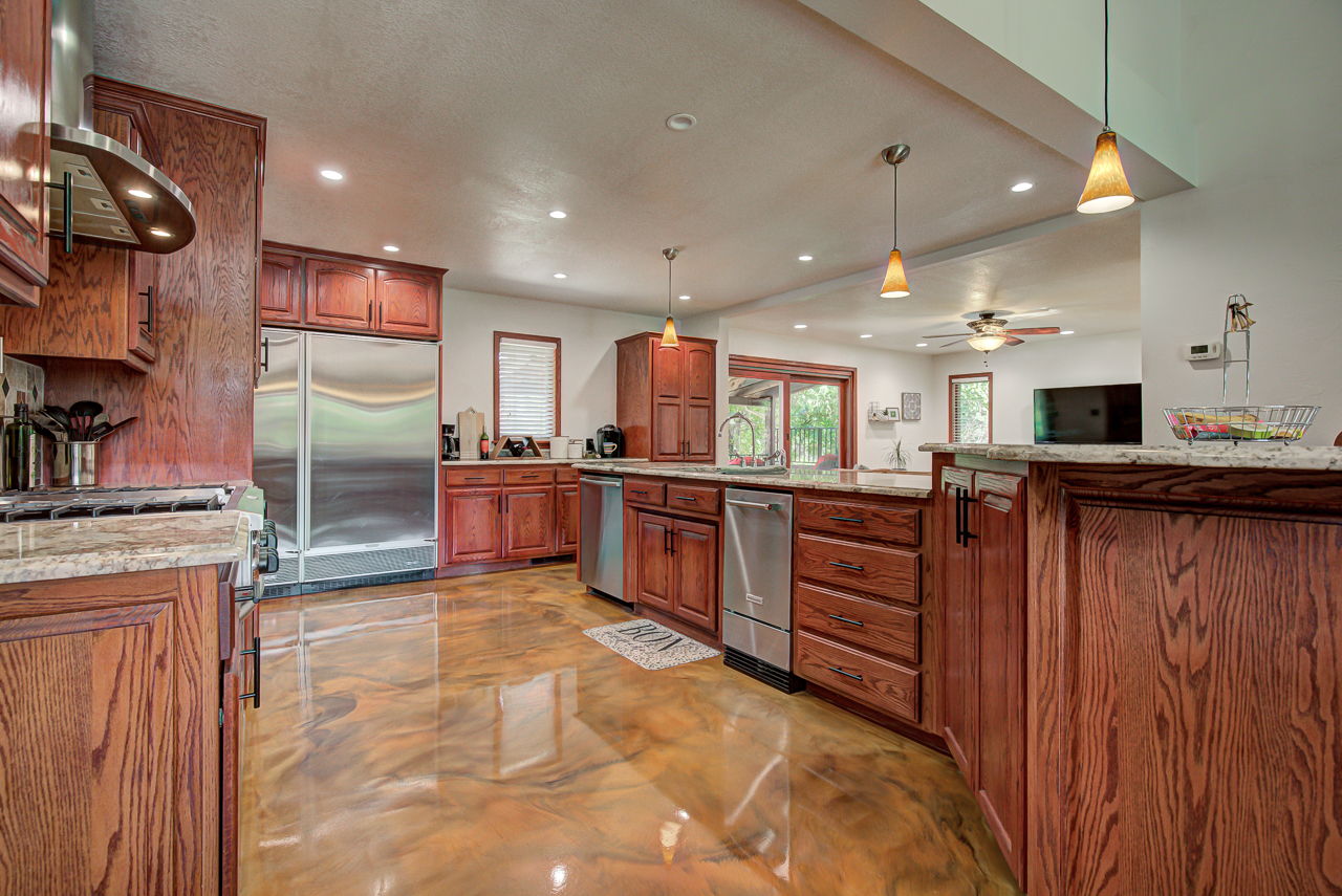 Enid, Oklahoma, 73703, United States, 4 Bedrooms Bedrooms, ,3 BathroomsBathrooms,Residential,For Sale,1810033
