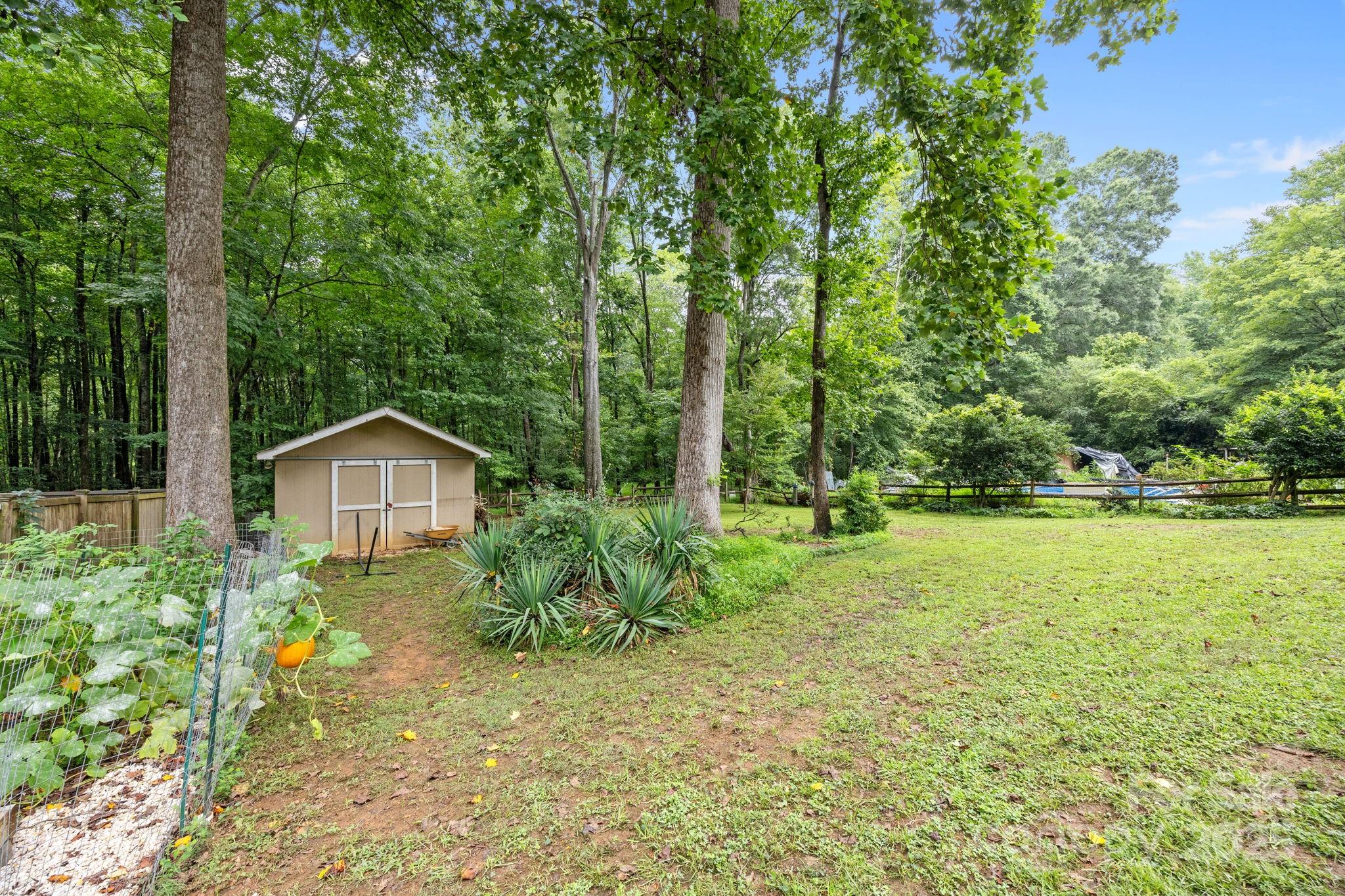 Charlotte, North Carolina, 28270, United States, 4 Bedrooms Bedrooms, ,3 BathroomsBathrooms,Residential,For Sale,1917923