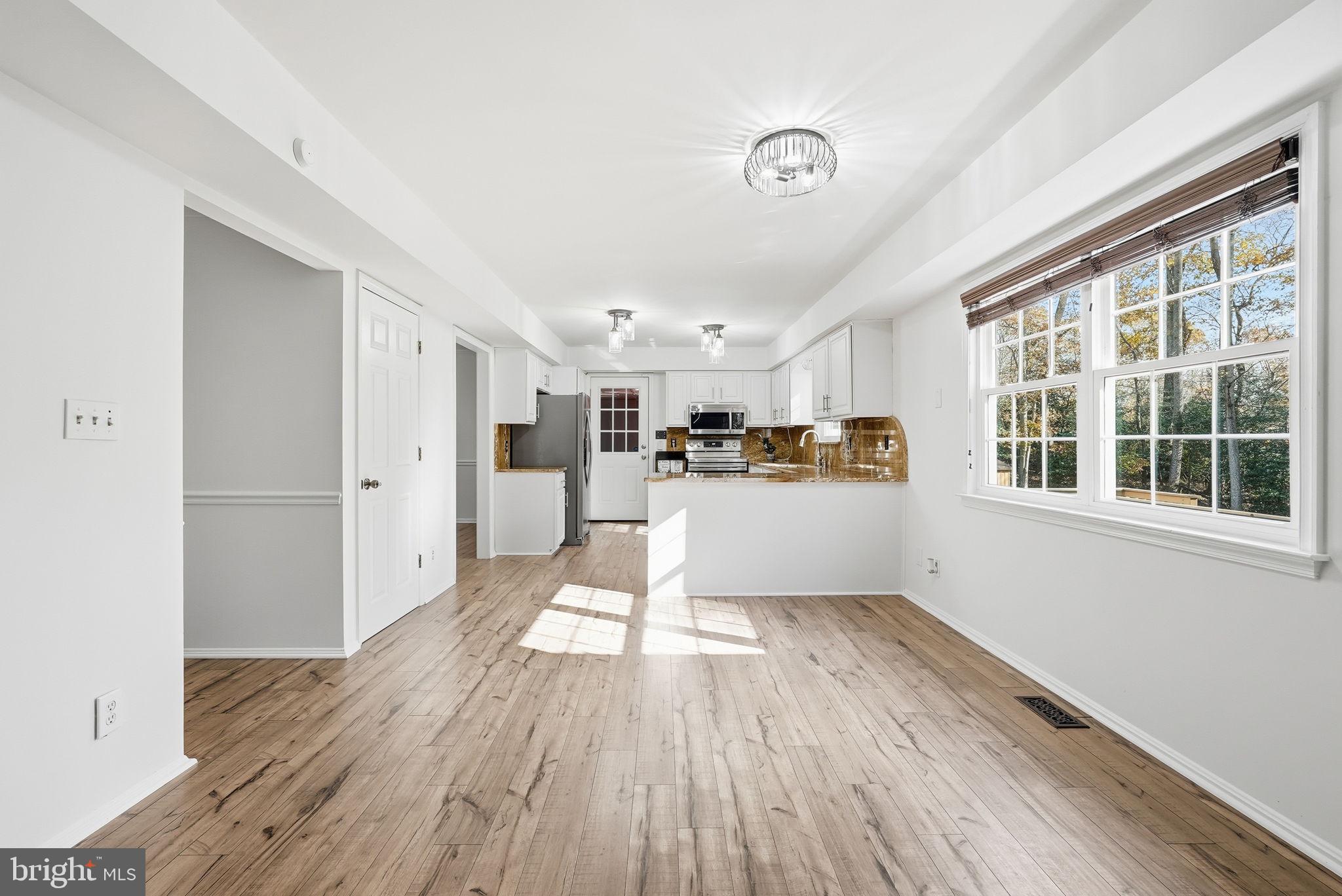 Dunkirk, Maryland, 20754, United States, 4 Bedrooms Bedrooms, ,4 BathroomsBathrooms,Residential,For Sale,1990443