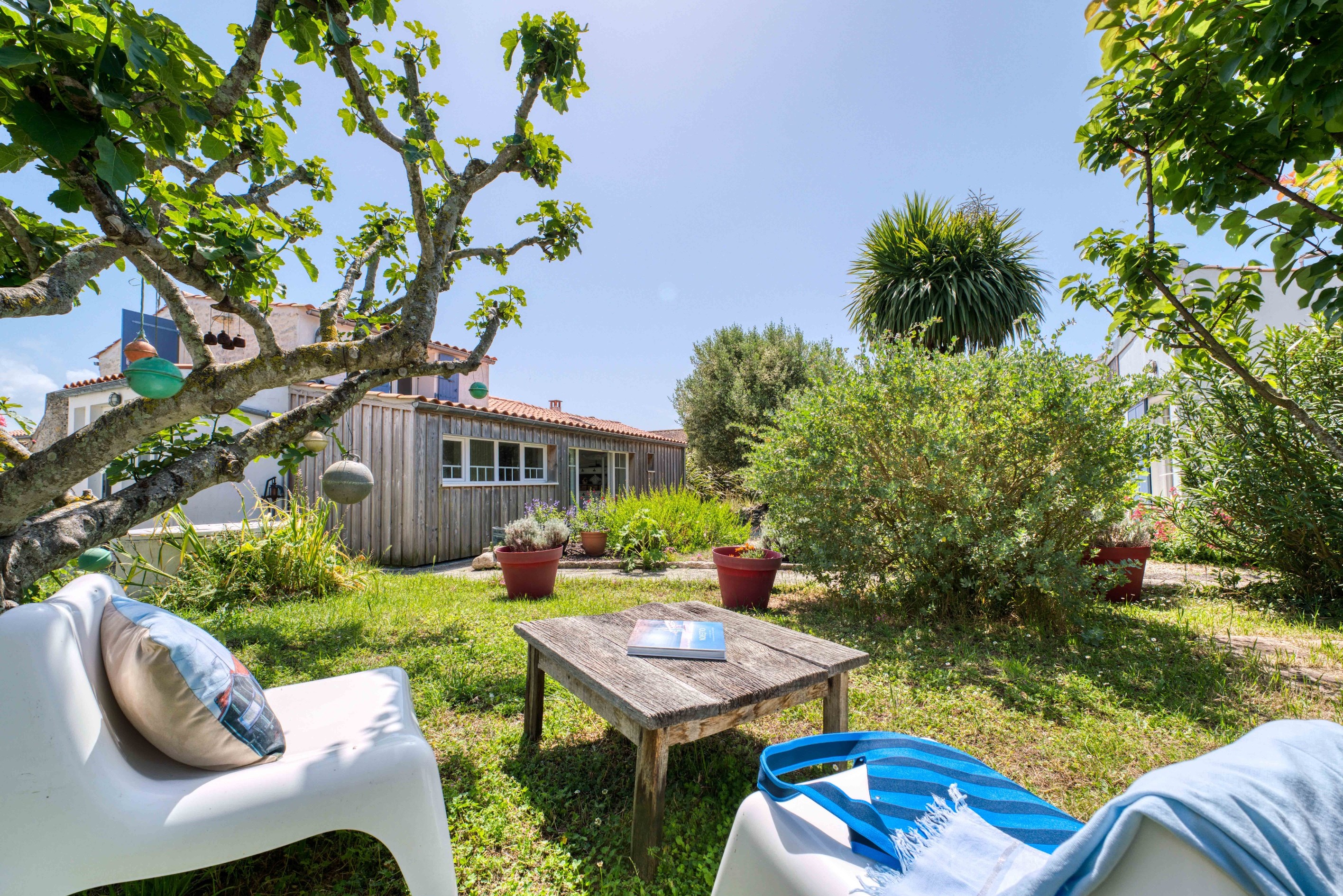  Charming 4-bedroom house in St Denis d