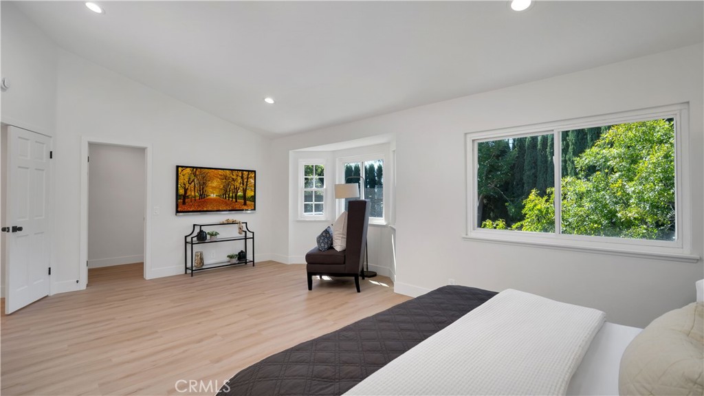 Lake Forest, California, 92630, United States, 4 Bedrooms Bedrooms, ,3 BathroomsBathrooms,Residential,For Sale,1987974