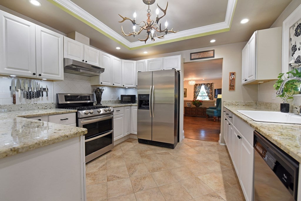 Morganton, Georgia, 30560, United States, 4 Bedrooms Bedrooms, ,3 BathroomsBathrooms,Residential,For Sale,1805518
