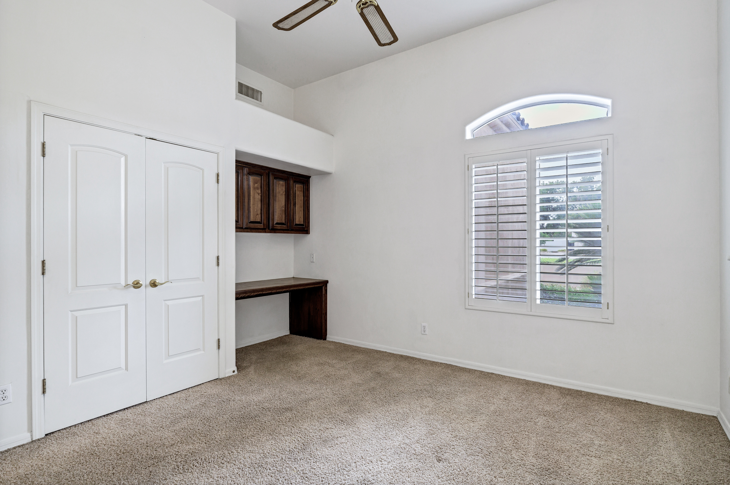 Mesa, Arizona, 85205, United States, 6 Bedrooms Bedrooms, ,3 BathroomsBathrooms,Residential,For Sale,1900615