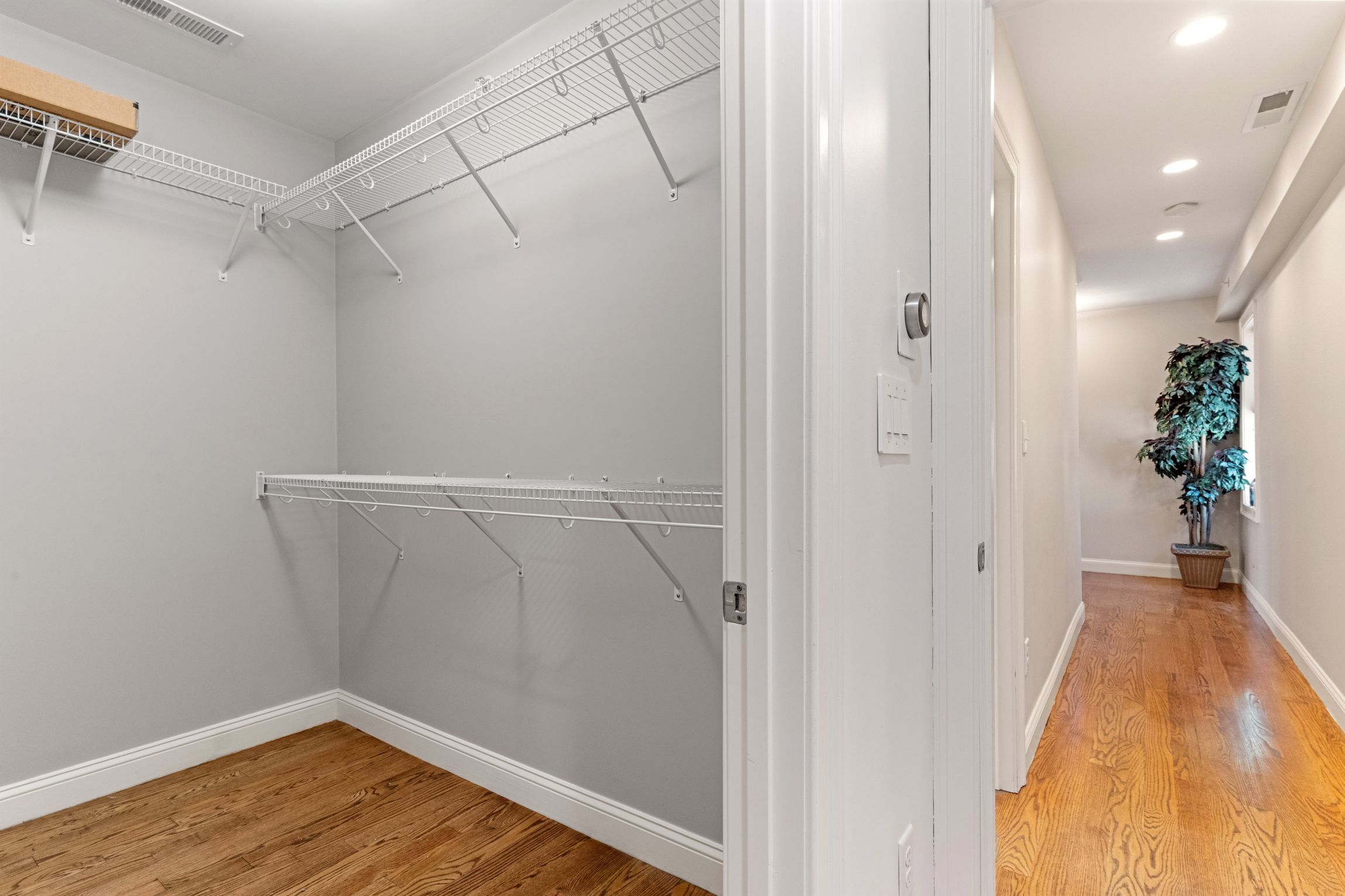  22 Hawthorne Street, Boston, MA, 02119 - 物件實景