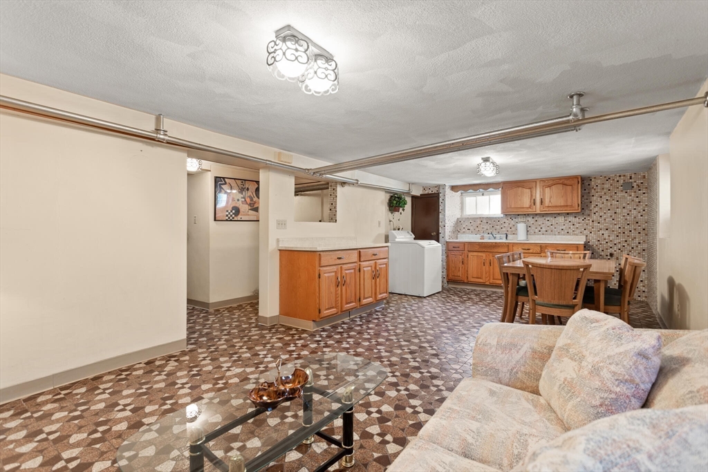 Medford, Massachusetts, 02155, United States, 4 Bedrooms Bedrooms, ,2 BathroomsBathrooms,Residential,For Sale,1935806