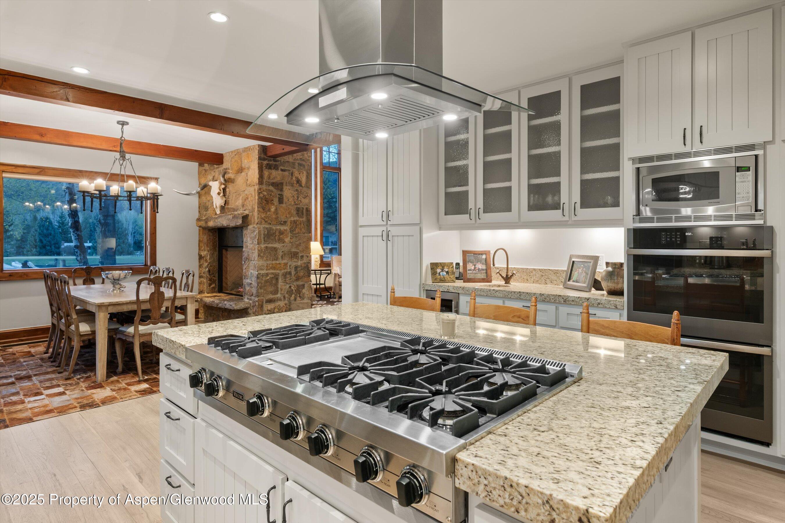 Aspen, Colorado, 81611, United States, 5 Bedrooms Bedrooms, ,6 BathroomsBathrooms,Residential,For Sale,1794286