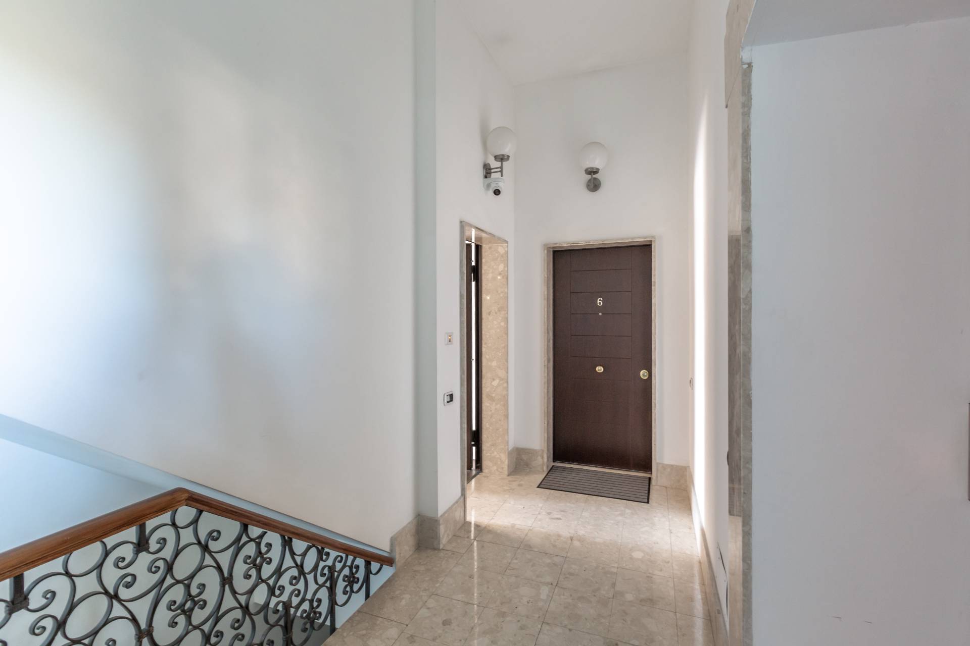 Grottaferrata, Roma, 00046, IT, 4 Bedrooms Bedrooms, ,2 BathroomsBathrooms,Residential,For Sale,1989453