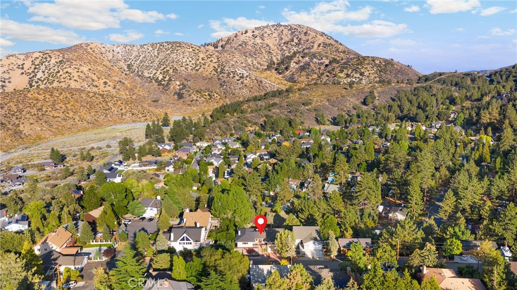Wrightwood, California, 92397, United States, 5 Bedrooms Bedrooms, ,3 BathroomsBathrooms,Residential,For Sale,1975800