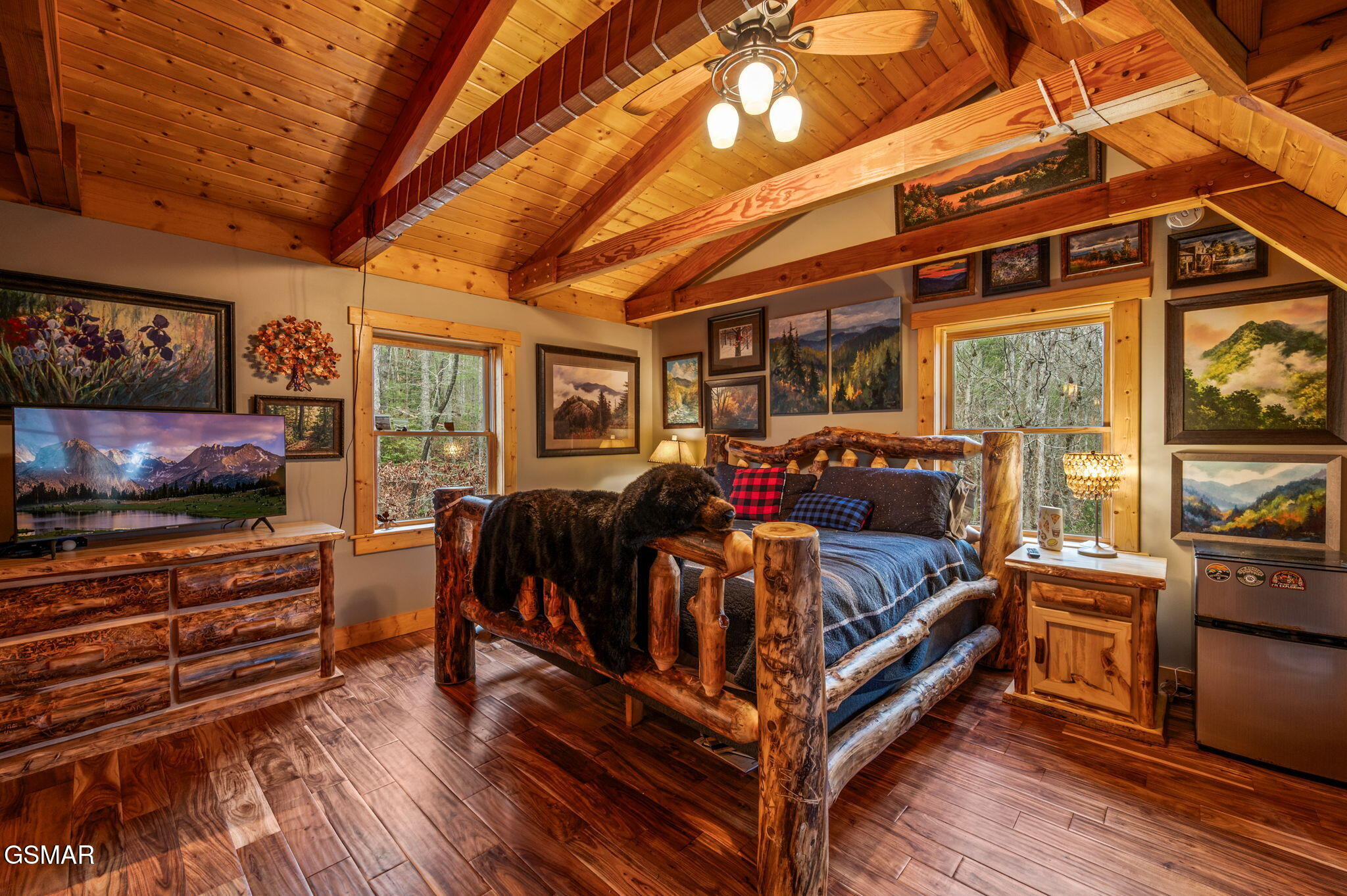 Walland, Tennessee, 37886, United States, 3 Bedrooms Bedrooms, ,4 BathroomsBathrooms,Residential,For Sale,2008541