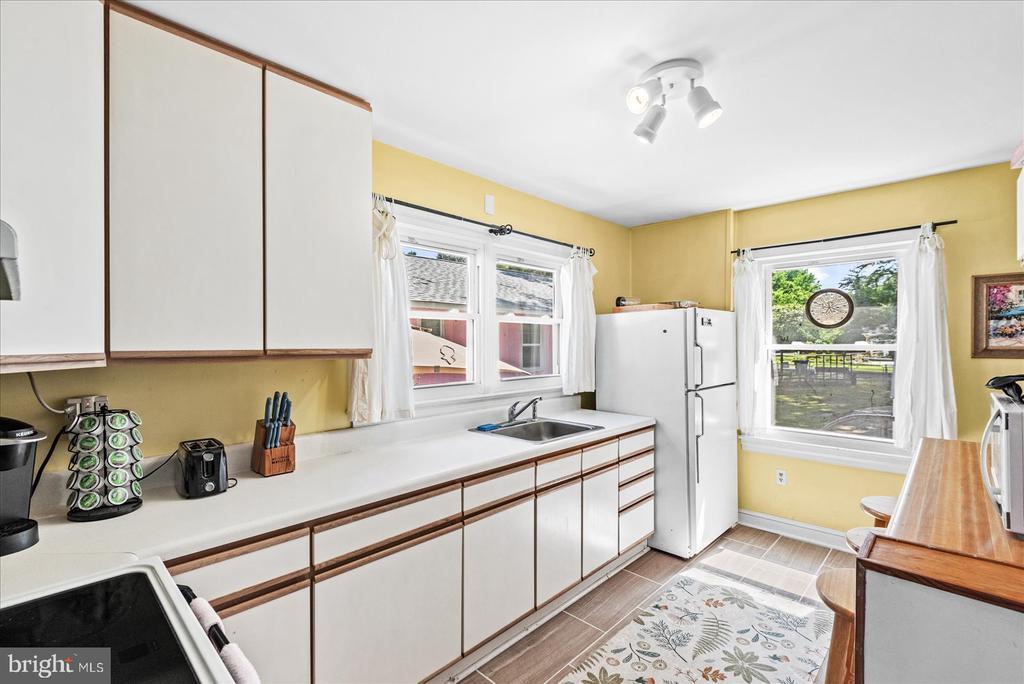 Colonial Beach, Virginia, 22443, United States, 4 Bedrooms Bedrooms, ,3 BathroomsBathrooms,Residential,For Sale,1905965