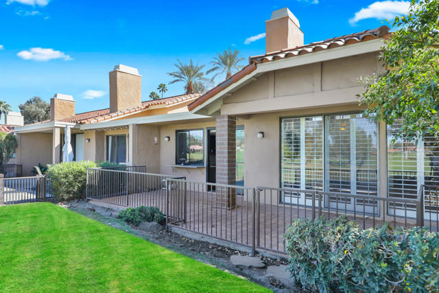 Palm Desert, California, 92260, United States, 2 Bedrooms Bedrooms, ,2 BathroomsBathrooms,Residential,For Sale,1974746