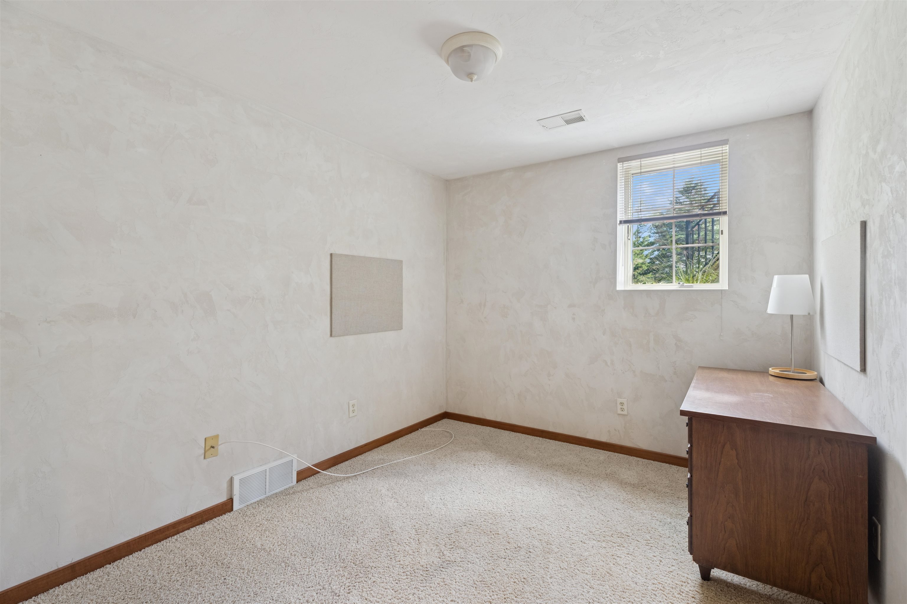 APPLETON, Wisconsin, 54913, United States, 4 Bedrooms Bedrooms, ,4 BathroomsBathrooms,Residential,For Sale,1942240