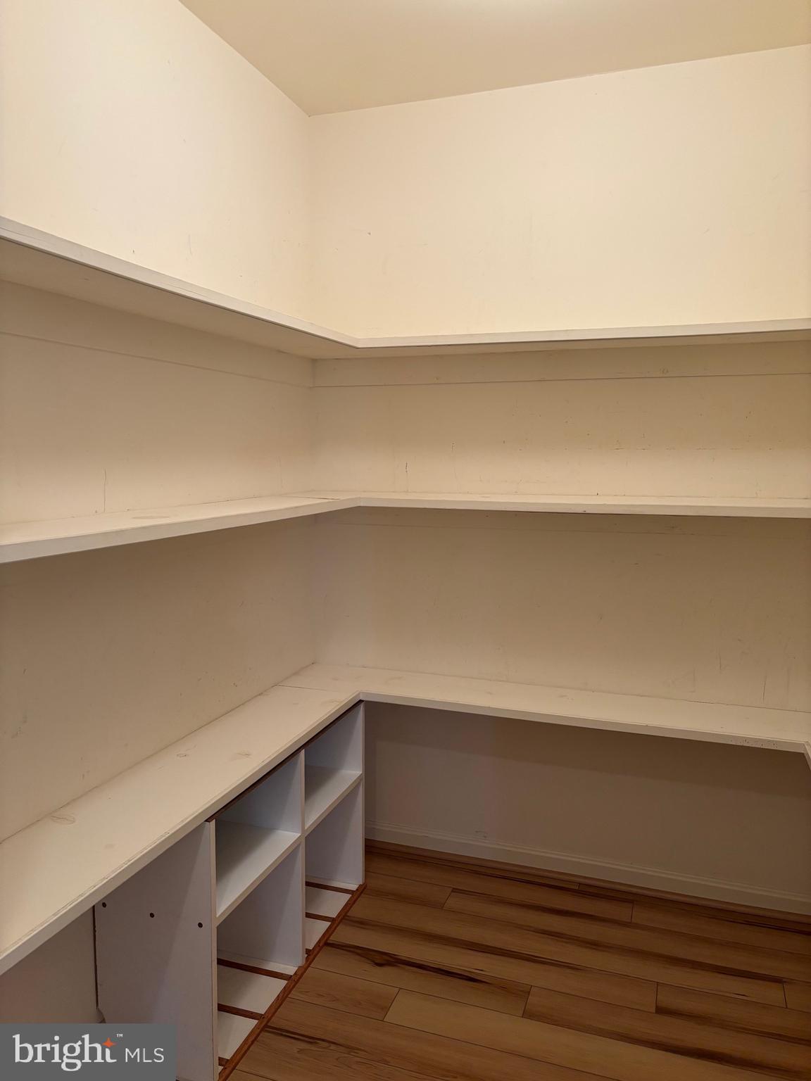 Culpeper, Virginia, 22701, United States, 3 Bedrooms Bedrooms, ,4 BathroomsBathrooms,Residential,For Sale,2005775