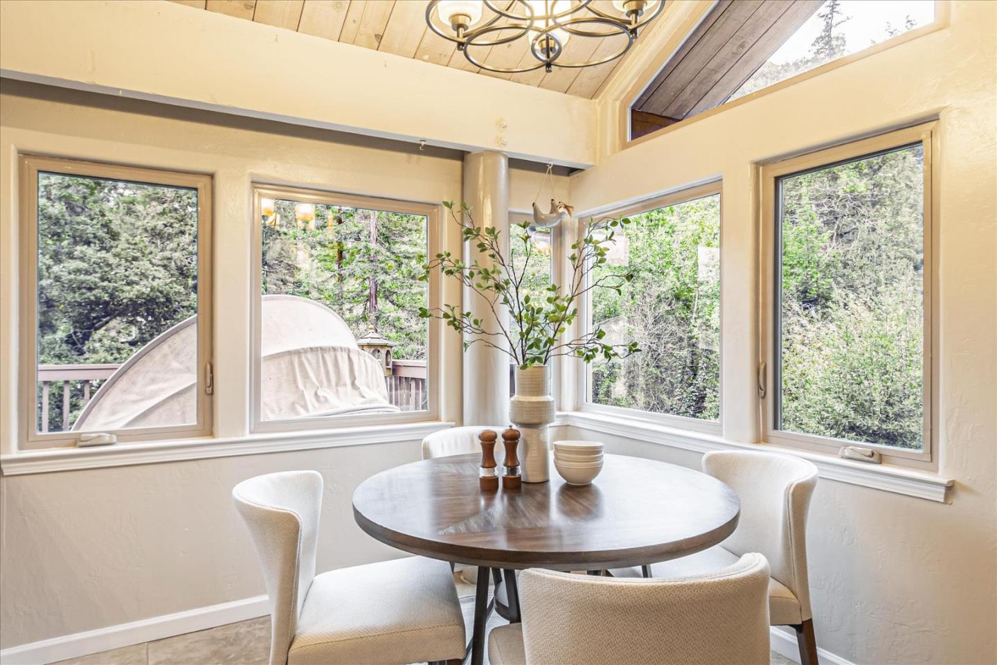 Los Gatos, California, 95030, United States, 4 Bedrooms Bedrooms, ,3 BathroomsBathrooms,Residential,For Sale,1906975