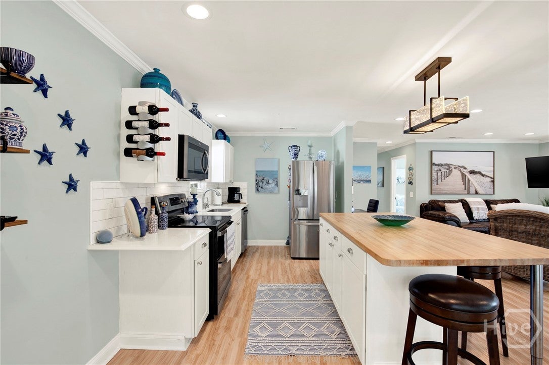 TYBEE ISLAND, Georgia, 31328, United States, 4 Bedrooms Bedrooms, ,3 BathroomsBathrooms,Residential,For Sale,1998055