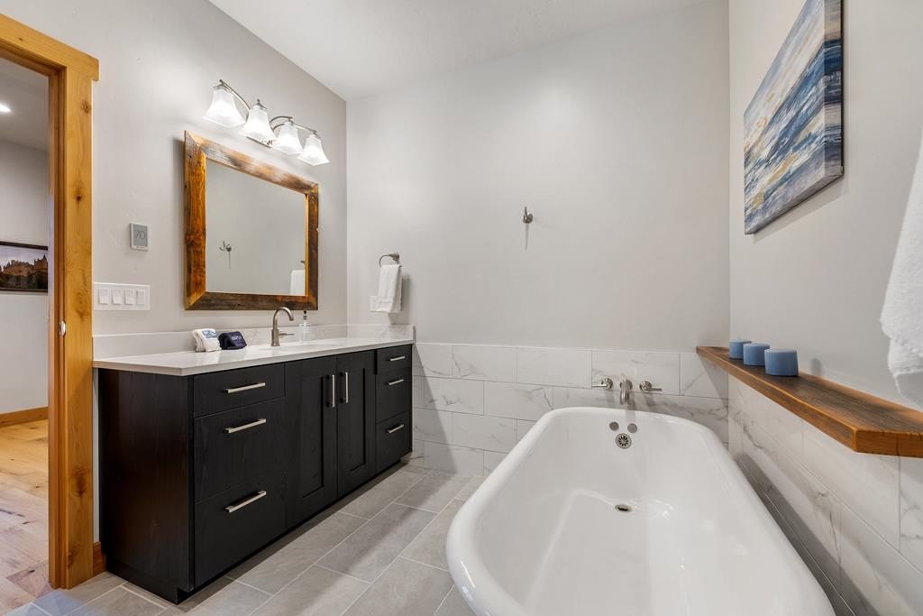 McCall, Idaho, 83638, United States, 8 Bedrooms Bedrooms, ,6 BathroomsBathrooms,Residential,For Sale,1974321