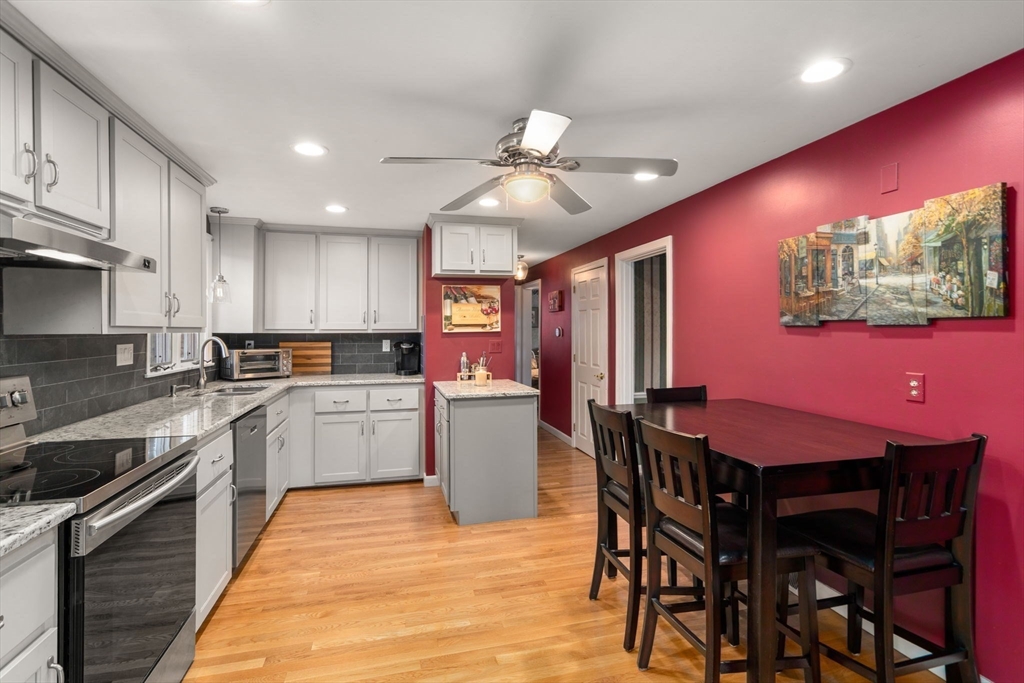 Lowell, Massachusetts, 01851, United States, 4 Bedrooms Bedrooms, ,2 BathroomsBathrooms,Residential,For Sale,1987726