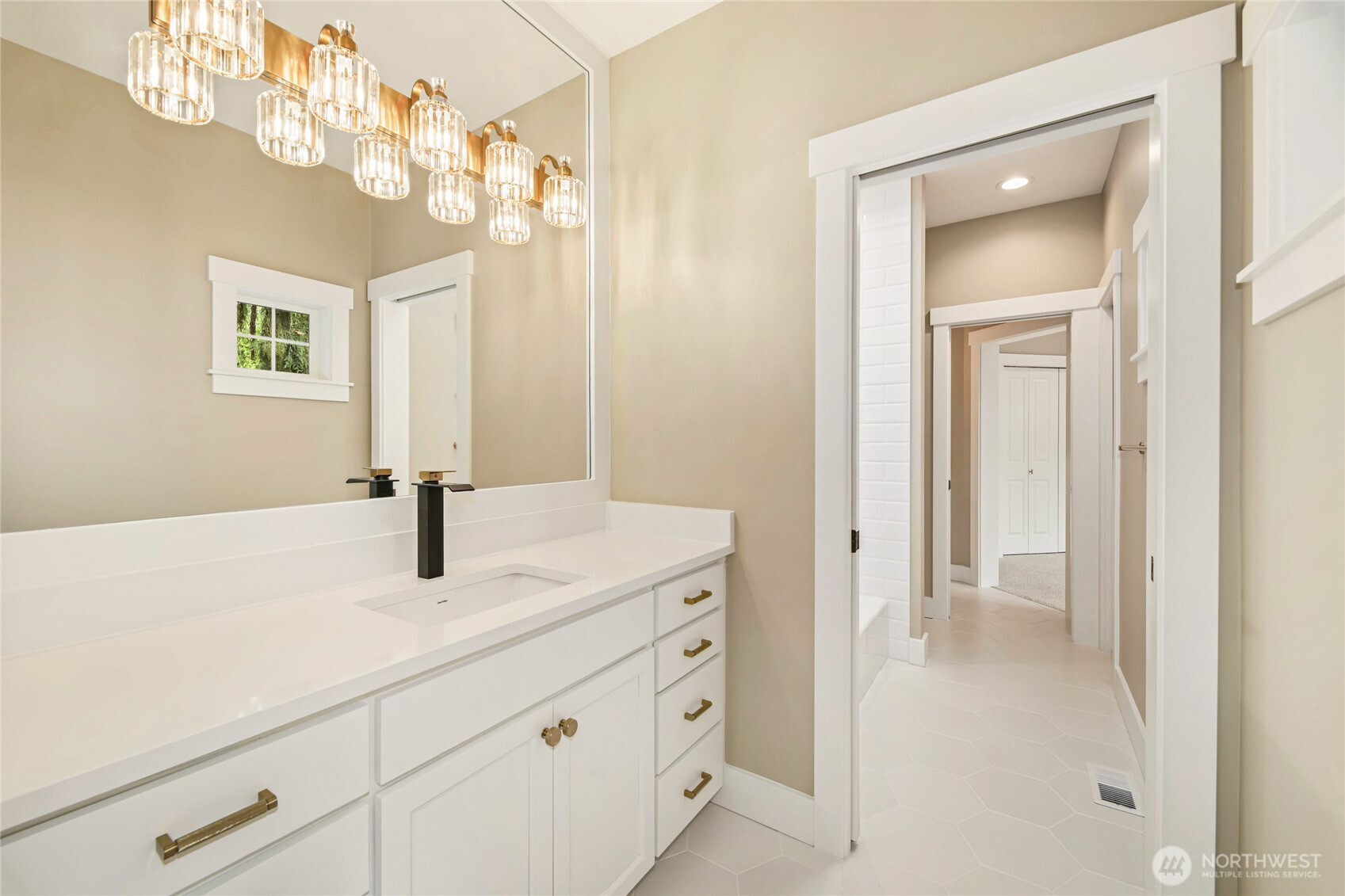Carnation, Washington, 98014, United States, 5 Bedrooms Bedrooms, ,5 BathroomsBathrooms,Residential,For Sale,1940675