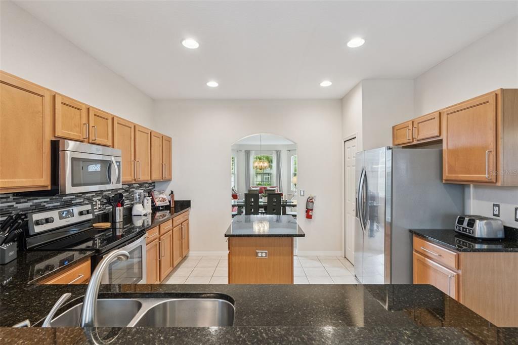 Davenport, Florida, 33897, United States, 5 Bedrooms Bedrooms, ,3 BathroomsBathrooms,Residential,For Sale,1966625