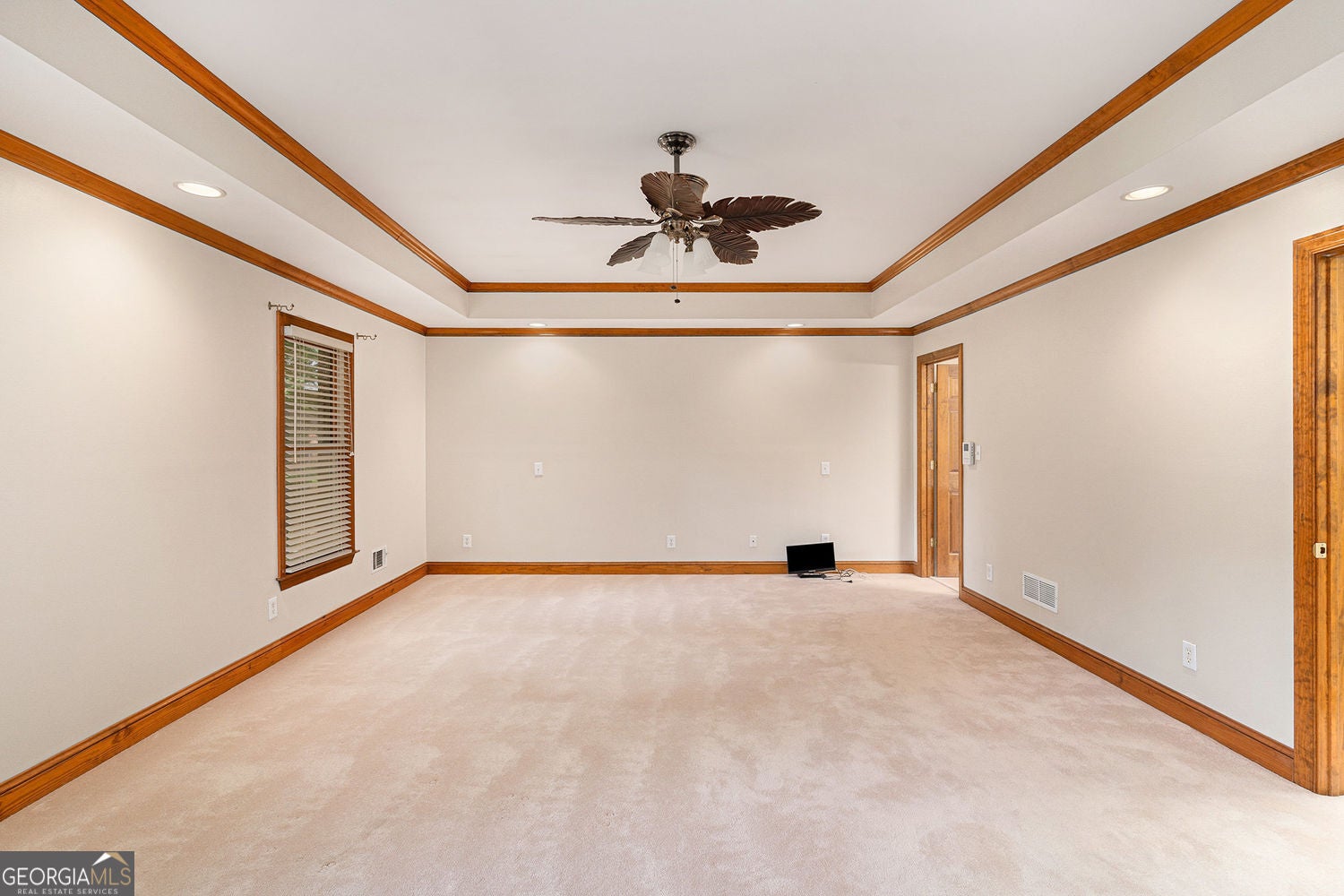 McDonough, Georgia, 30252, United States, 5 Bedrooms Bedrooms, ,6 BathroomsBathrooms,Residential,For Sale,1869164