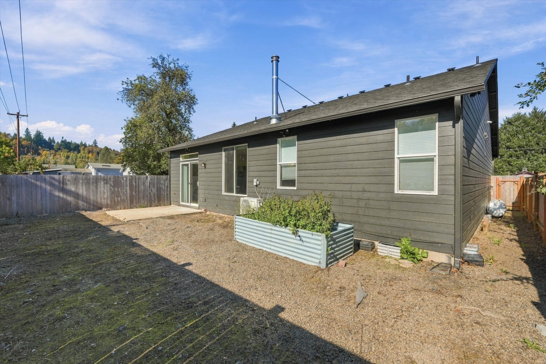 153 JOHN ST Kelso, WA 98626 - 物件實景