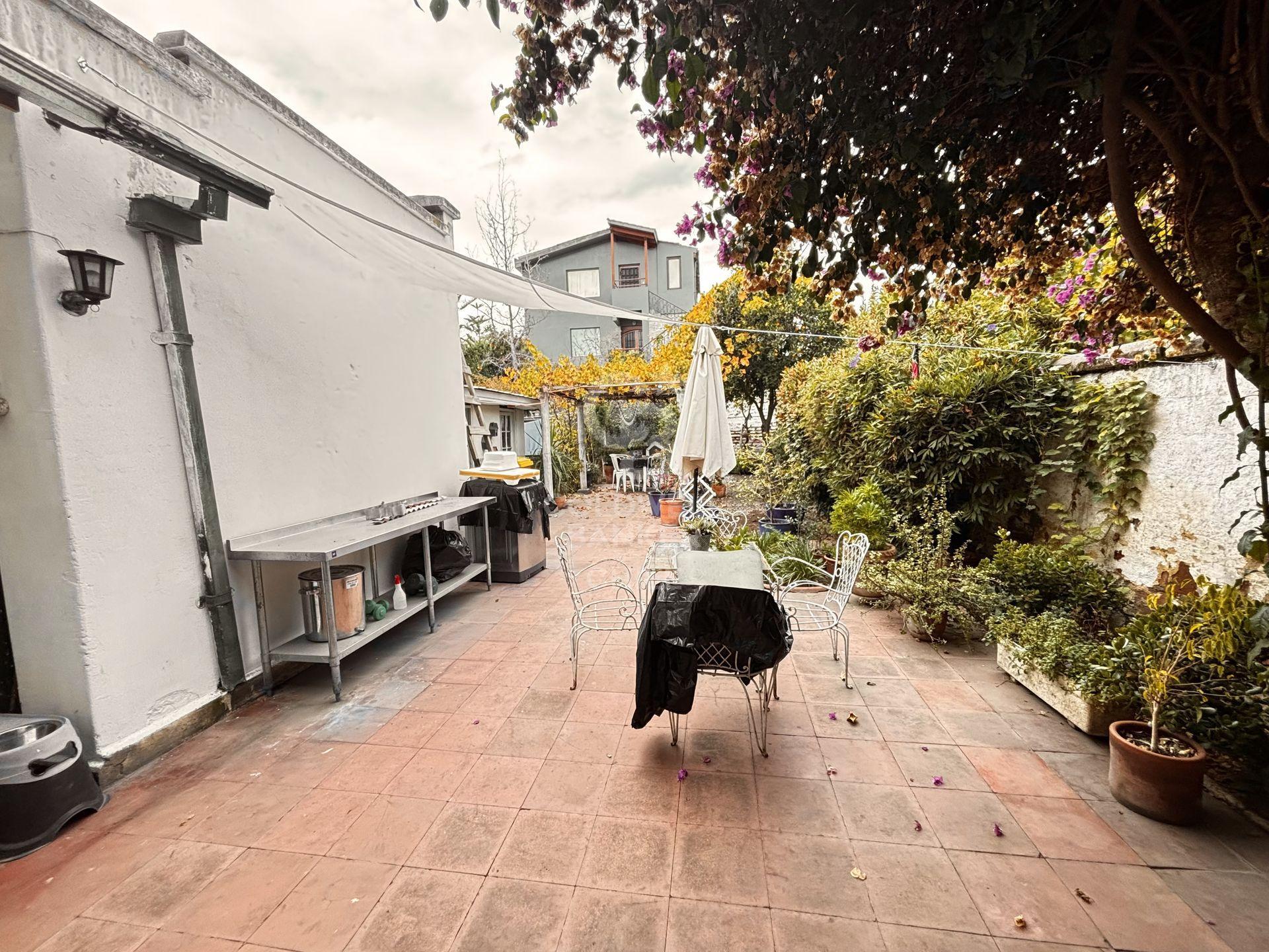 Providencia, Chile, 4 Bedrooms Bedrooms, ,2 BathroomsBathrooms,Residential,For Sale,1847198