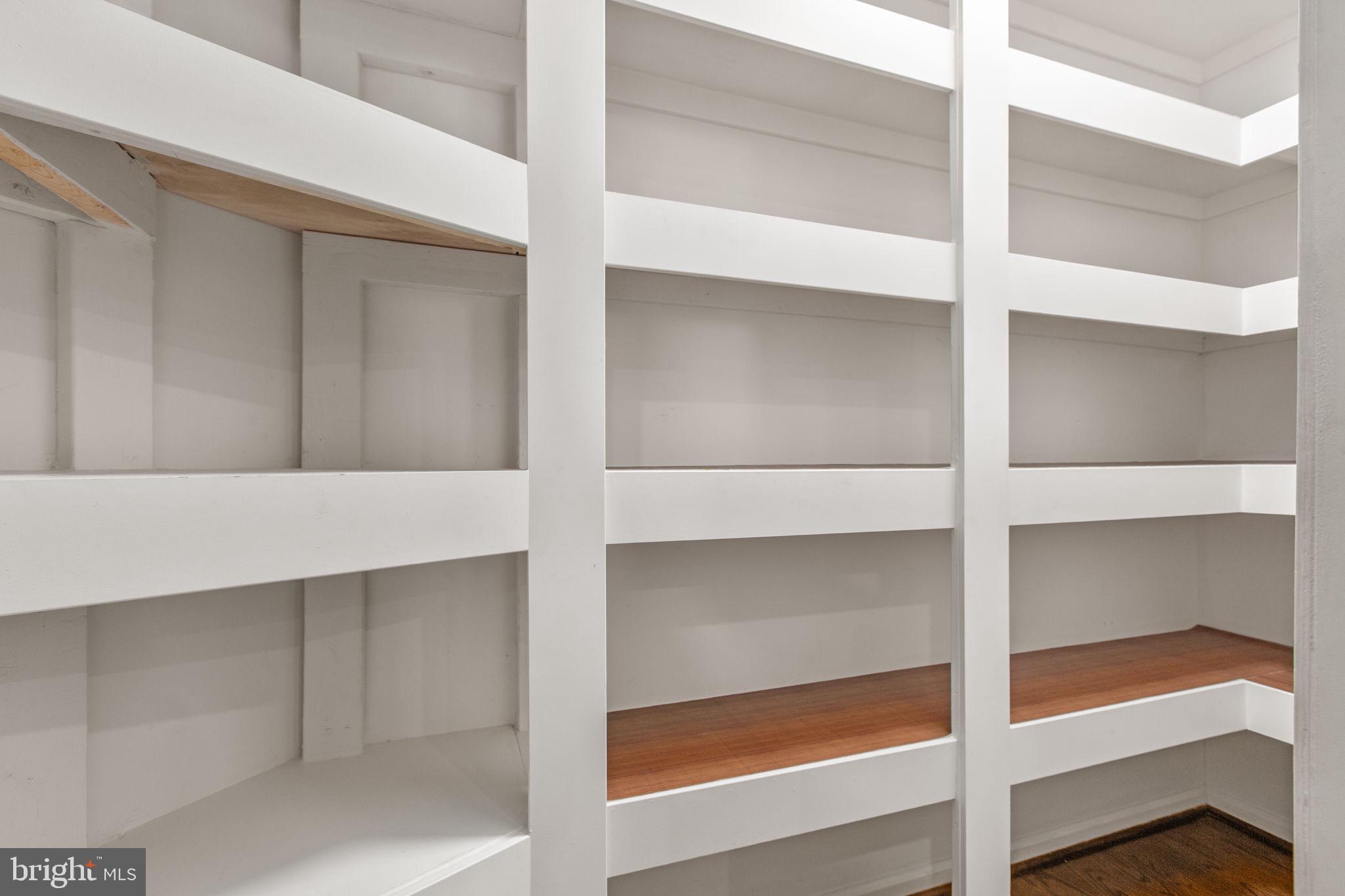 Fredericksburg, Virginia, 22406, United States, 4 Bedrooms Bedrooms, ,4 BathroomsBathrooms,Residential,For Sale,1976567