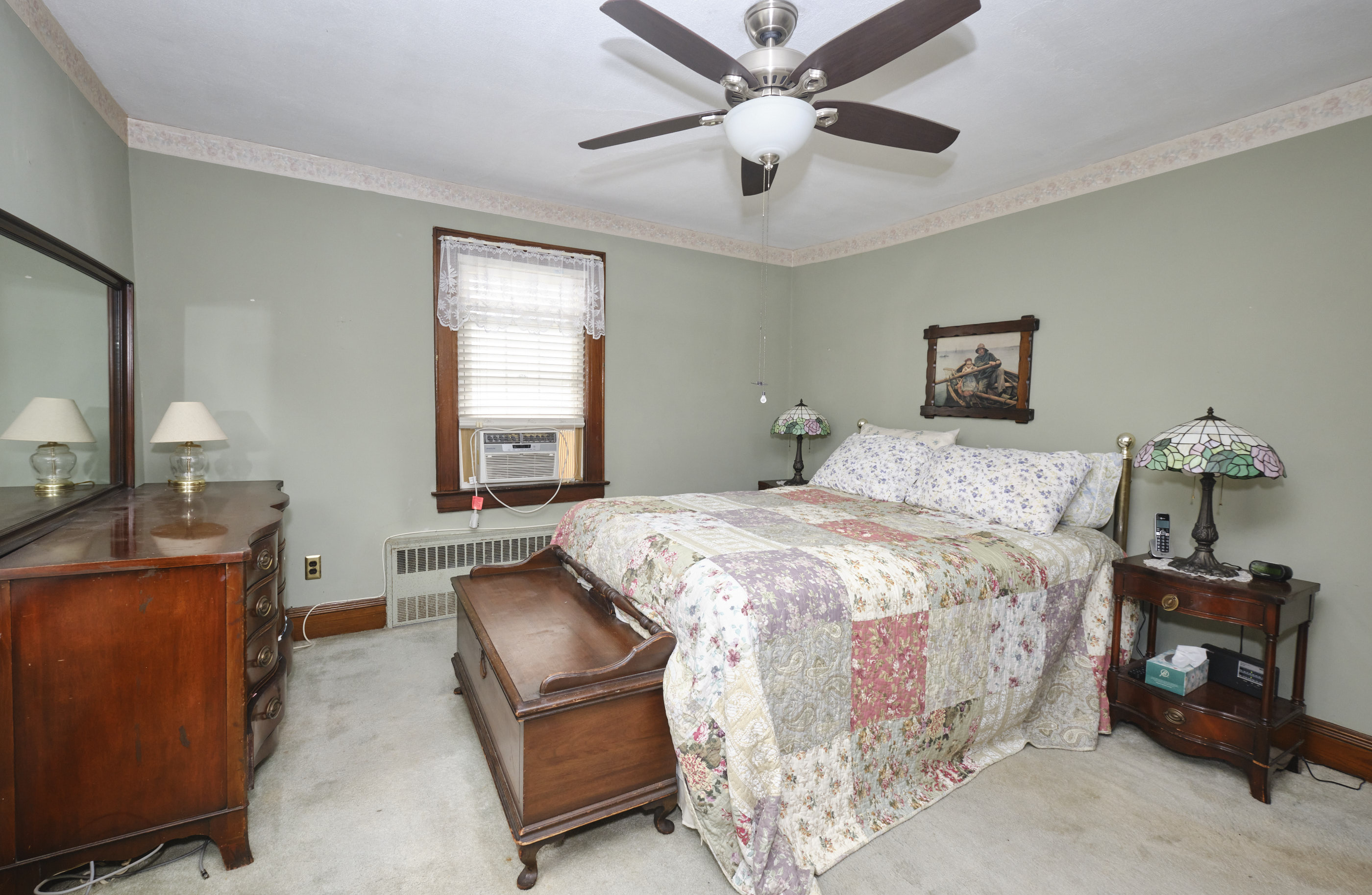 Floral Park, New York, 11001, United States, 3 Bedrooms Bedrooms, ,2 BathroomsBathrooms,Residential,For Sale,1974847