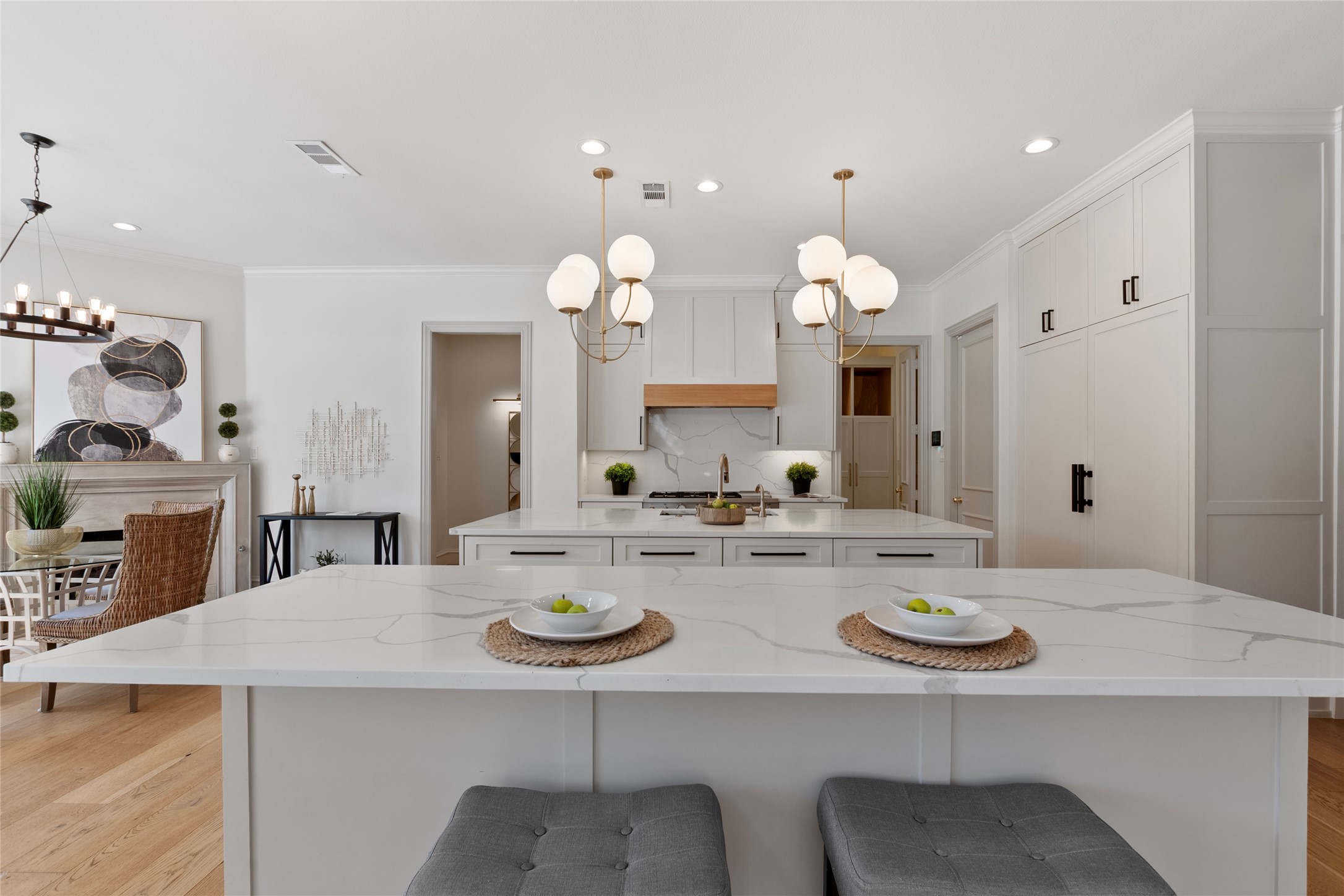 Southlake, Texas, 76092, United States, 5 Bedrooms Bedrooms, ,6 BathroomsBathrooms,Residential,For Sale,1962326